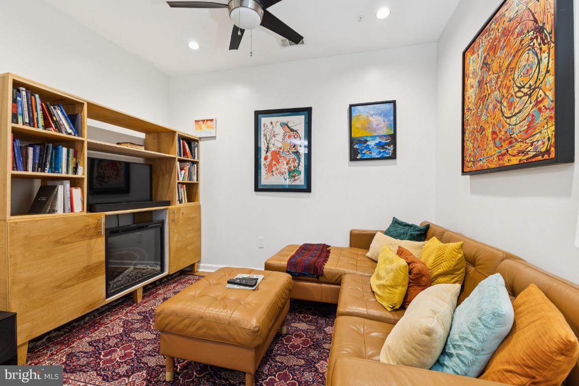 12000 MARKET ST #151, RESTON, Virginia 20190, 2 Bedrooms Bedrooms, ,2 BathroomsBathrooms,Residential,For sale,12000 MARKET ST #151,VAFX2286574 MLS # VAFX2286574