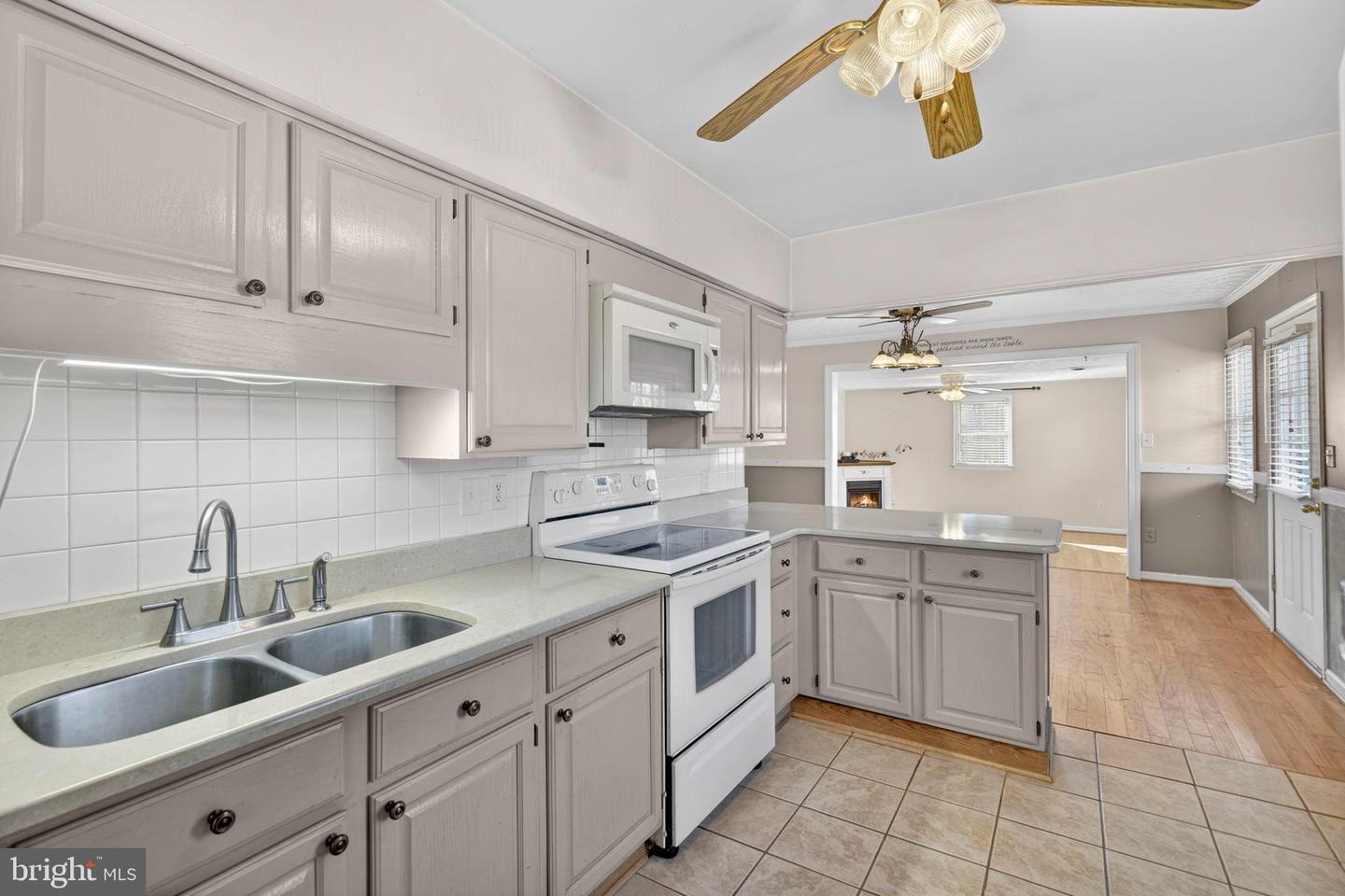 7243 COVINGTONS CORNER RD, BEALETON, Virginia 22712, 2 Bedrooms Bedrooms, 9 Rooms Rooms,2 BathroomsBathrooms,Residential,For sale,7243 COVINGTONS CORNER RD,VAFQ2020178 MLS # VAFQ2020178 7243 COVINGTONS CORNER RD, BEALETON, Virginia 22712, 2 Bedrooms Bedrooms, 9 Rooms Rooms,2 BathroomsBathrooms,Residential,For sale,7243 COVINGTONS CORNER RD,VAFQ2020178 MLS # VAFQ2020178