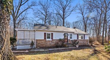 7243 COVINGTONS CORNER RD, BEALETON, Virginia 22712, 2 Bedrooms Bedrooms, 9 Rooms Rooms,2 BathroomsBathrooms,Residential,For sale,7243 COVINGTONS CORNER RD,VAFQ2020178 MLS # VAFQ2020178