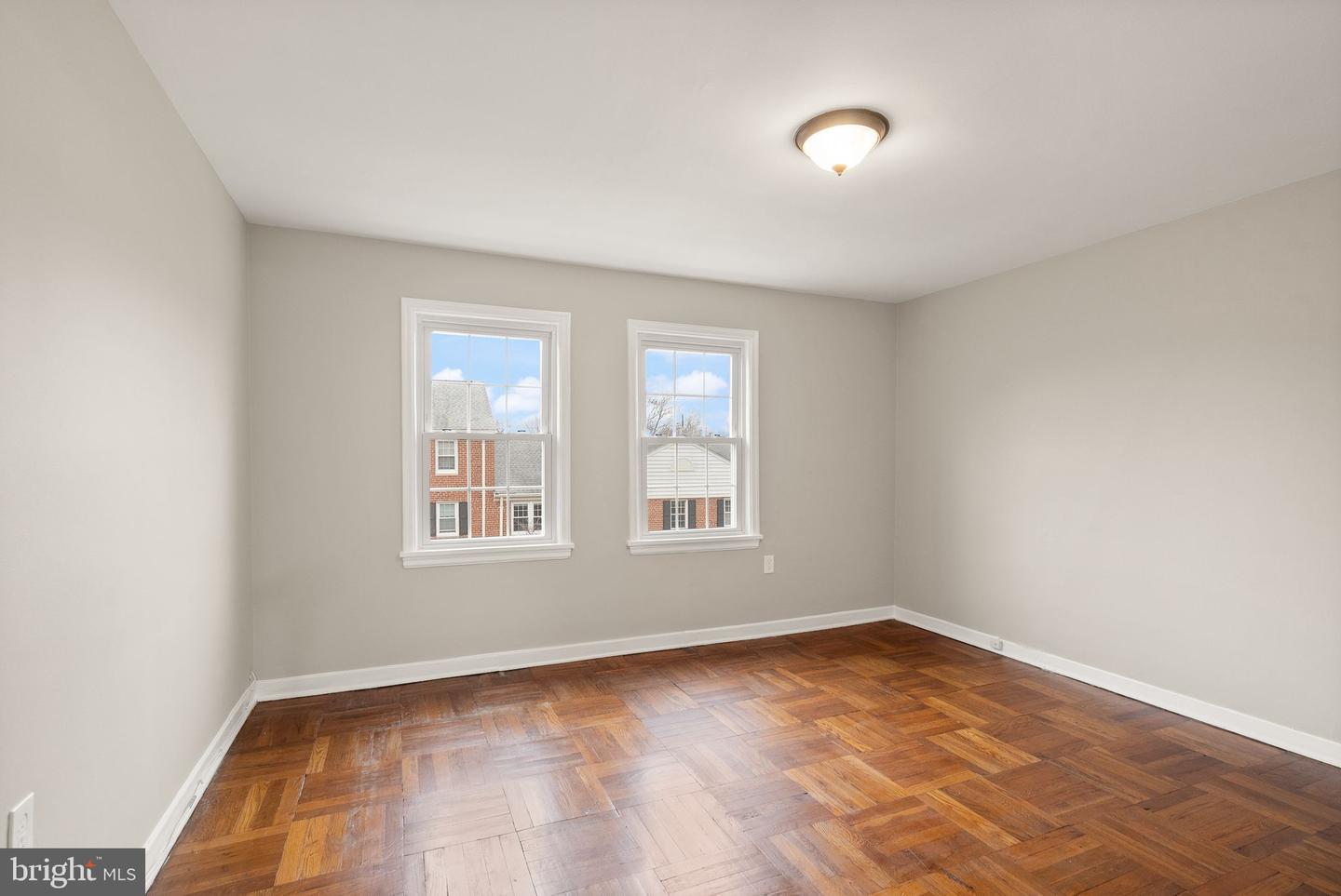 6628 E WAKEFIELD DR E #C1, ALEXANDRIA, Virginia 22307, 2 Bedrooms Bedrooms, ,1 BathroomBathrooms,Residential,For sale,6628 E WAKEFIELD DR E #C1,VAFX2286626 MLS # VAFX2286626