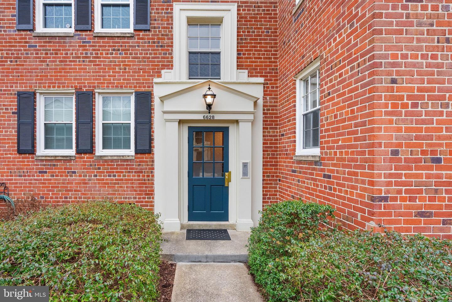6628 E WAKEFIELD DR E #C1, ALEXANDRIA, Virginia 22307, 2 Bedrooms Bedrooms, ,1 BathroomBathrooms,Residential,For sale,6628 E WAKEFIELD DR E #C1,VAFX2286626 MLS # VAFX2286626