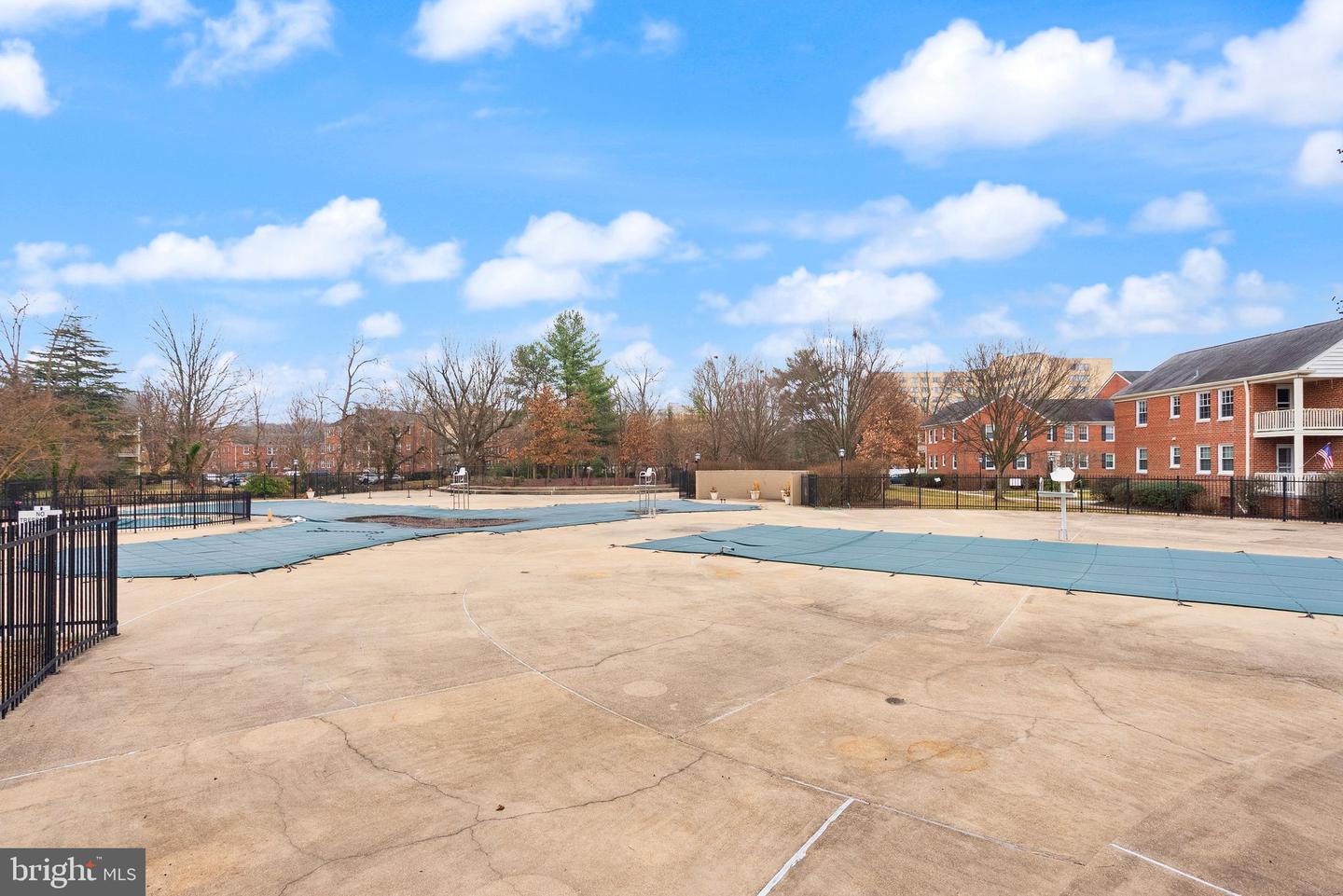 6628 E WAKEFIELD DR E #C1, ALEXANDRIA, Virginia 22307, 2 Bedrooms Bedrooms, ,1 BathroomBathrooms,Residential,For sale,6628 E WAKEFIELD DR E #C1,VAFX2286626 MLS # VAFX2286626