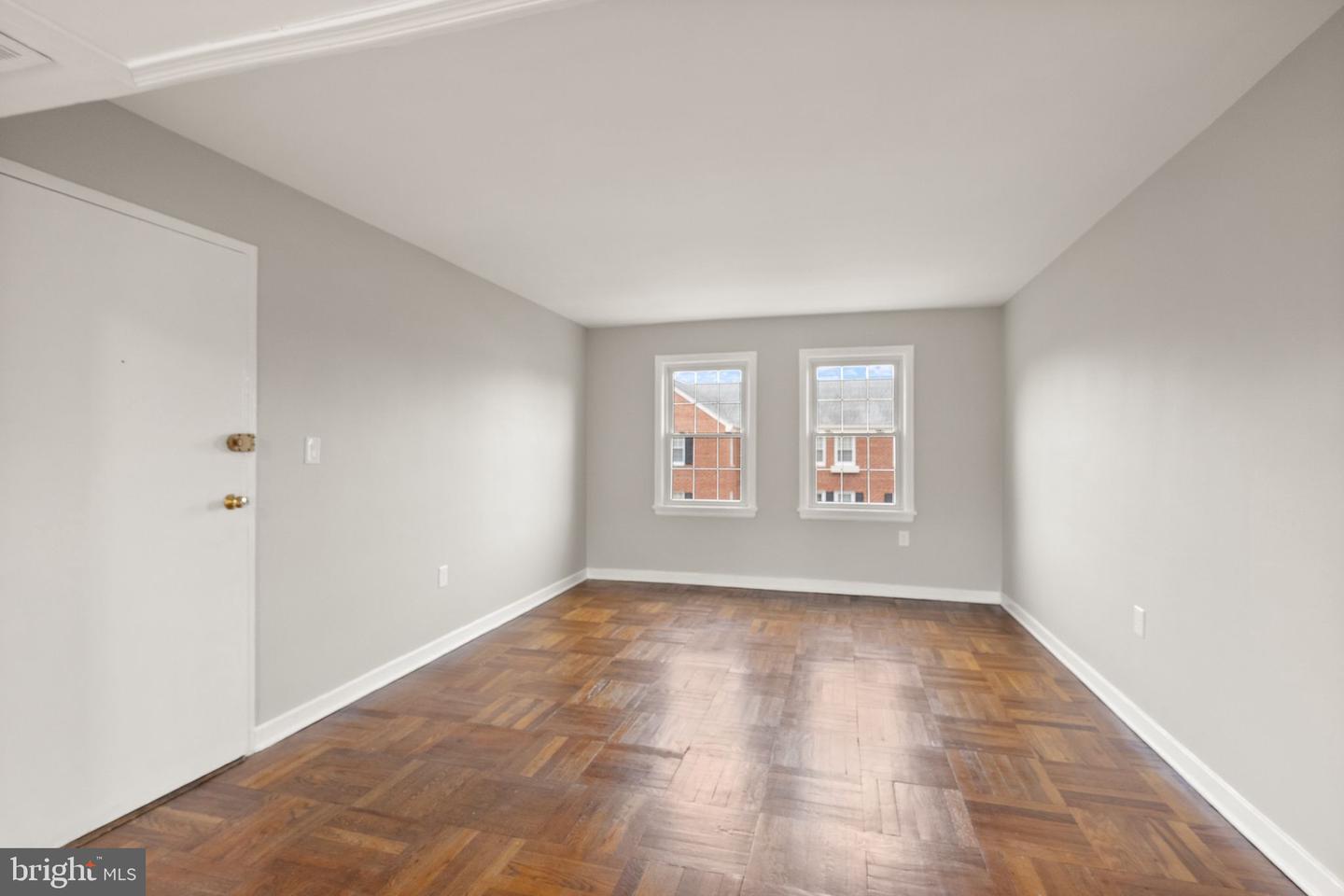 6628 E WAKEFIELD DR E #C1, ALEXANDRIA, Virginia 22307, 2 Bedrooms Bedrooms, ,1 BathroomBathrooms,Residential,For sale,6628 E WAKEFIELD DR E #C1,VAFX2286626 MLS # VAFX2286626