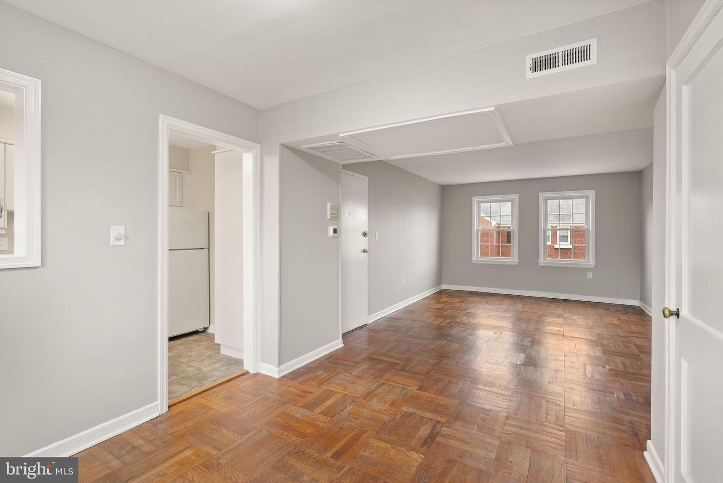 6628 E WAKEFIELD DR E #C1, ALEXANDRIA, Virginia 22307, 2 Bedrooms Bedrooms, ,1 BathroomBathrooms,Residential,For sale,6628 E WAKEFIELD DR E #C1,VAFX2286626 MLS # VAFX2286626