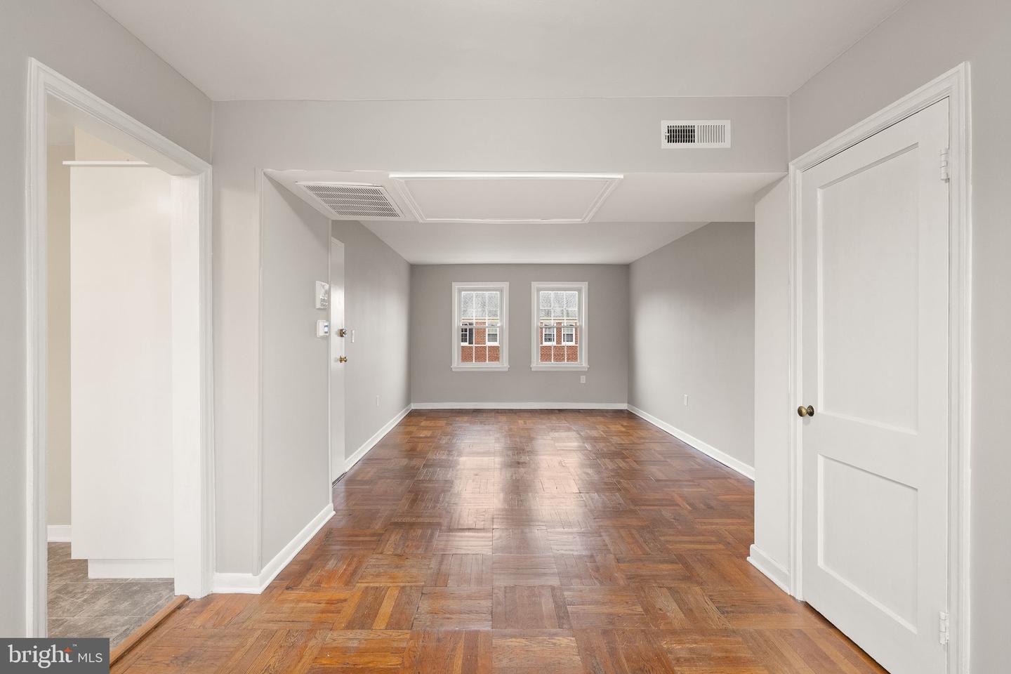 6628 E WAKEFIELD DR E #C1, ALEXANDRIA, Virginia 22307, 2 Bedrooms Bedrooms, ,1 BathroomBathrooms,Residential,For sale,6628 E WAKEFIELD DR E #C1,VAFX2286626 MLS # VAFX2286626