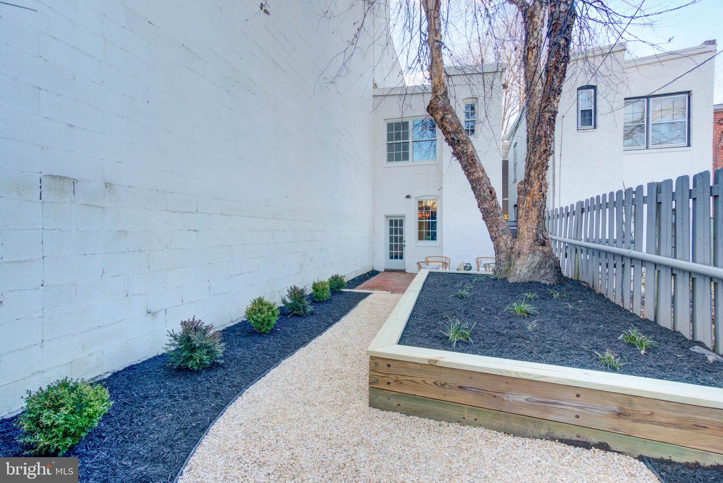 240 14TH ST SE, WASHINGTON, District Of Columbia 20003, 2 Bedrooms Bedrooms, ,2 BathroomsBathrooms,Residential,For sale,240 14TH ST SE,DCDC2242232 MLS # DCDC2242232 240 14TH ST SE, WASHINGTON, District Of Columbia 20003, 2 Bedrooms Bedrooms, ,2 BathroomsBathrooms,Residential,For sale,240 14TH ST SE,DCDC2242232 MLS # DCDC2242232