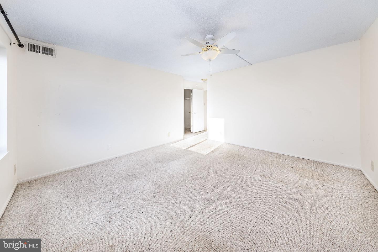 307 YOAKUM PKWY #802, ALEXANDRIA, Virginia 22304, 1 Bedroom Bedrooms, ,1 BathroomBathrooms,Residential,For sale,307 YOAKUM PKWY #802,VAAX2053356 MLS # VAAX2053356