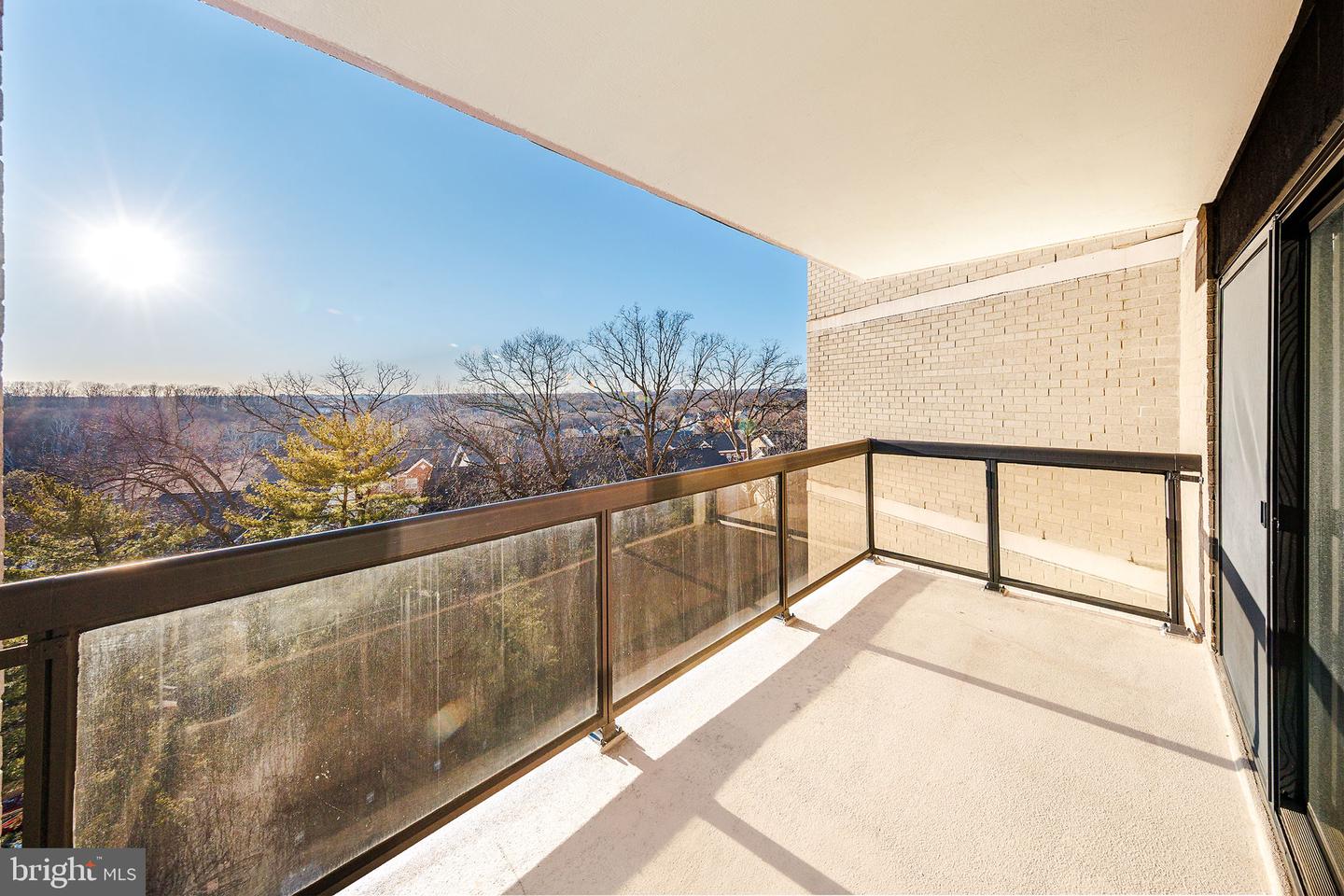 307 YOAKUM PKWY #802, ALEXANDRIA, Virginia 22304, 1 Bedroom Bedrooms, ,1 BathroomBathrooms,Residential,For sale,307 YOAKUM PKWY #802,VAAX2053356 MLS # VAAX2053356