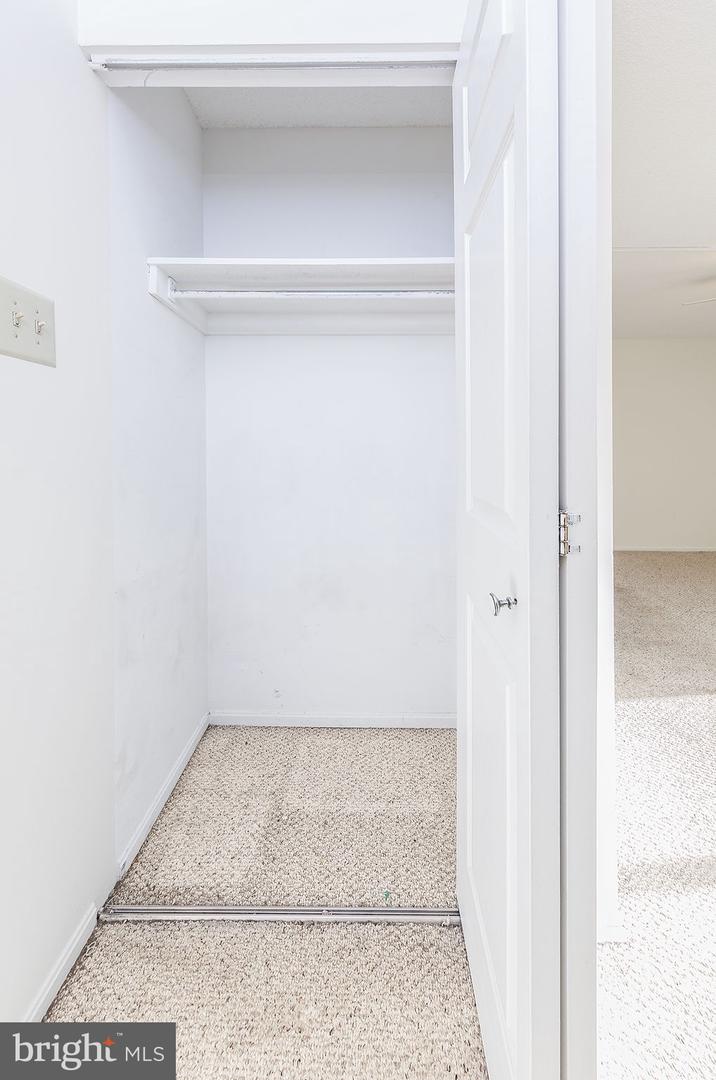 307 YOAKUM PKWY #802, ALEXANDRIA, Virginia 22304, 1 Bedroom Bedrooms, ,1 BathroomBathrooms,Residential,For sale,307 YOAKUM PKWY #802,VAAX2053356 MLS # VAAX2053356