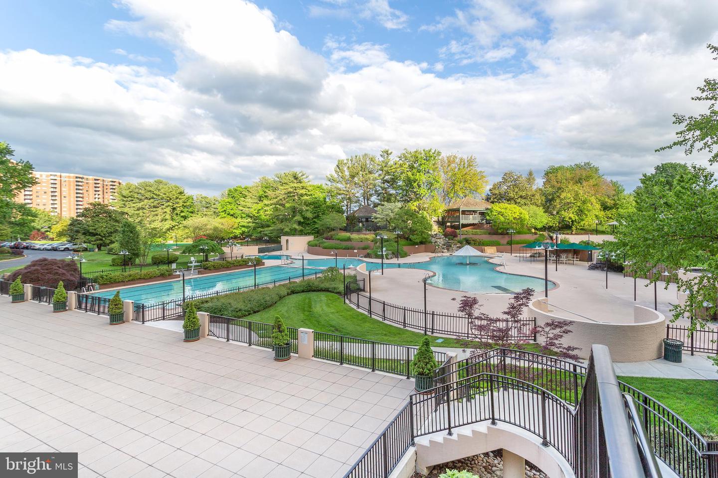 307 YOAKUM PKWY #802, ALEXANDRIA, Virginia 22304, 1 Bedroom Bedrooms, ,1 BathroomBathrooms,Residential,For sale,307 YOAKUM PKWY #802,VAAX2053356 MLS # VAAX2053356