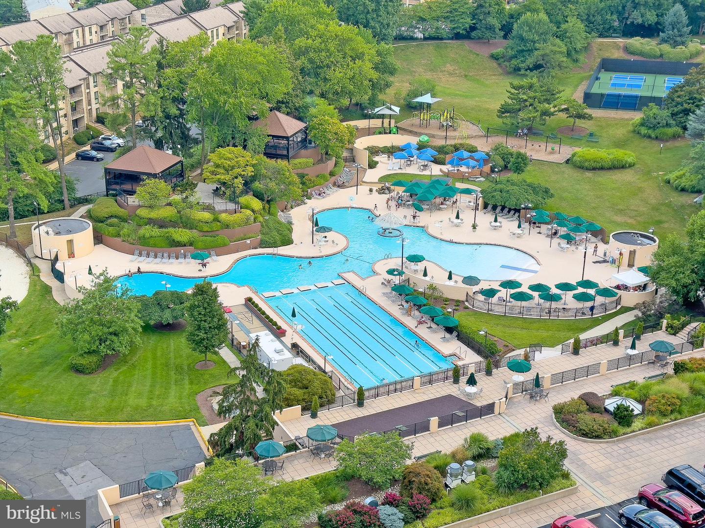 307 YOAKUM PKWY #802, ALEXANDRIA, Virginia 22304, 1 Bedroom Bedrooms, ,1 BathroomBathrooms,Residential,For sale,307 YOAKUM PKWY #802,VAAX2053356 MLS # VAAX2053356