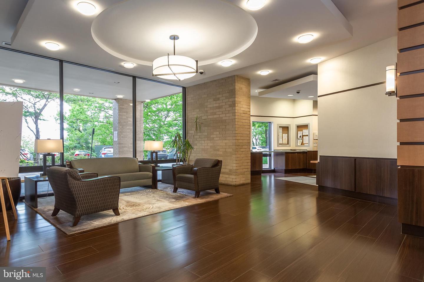 307 YOAKUM PKWY #802, ALEXANDRIA, Virginia 22304, 1 Bedroom Bedrooms, ,1 BathroomBathrooms,Residential,For sale,307 YOAKUM PKWY #802,VAAX2053356 MLS # VAAX2053356