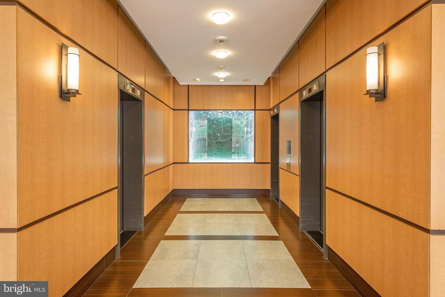 307 YOAKUM PKWY #802, ALEXANDRIA, Virginia 22304, 1 Bedroom Bedrooms, ,1 BathroomBathrooms,Residential,For sale,307 YOAKUM PKWY #802,VAAX2053356 MLS # VAAX2053356