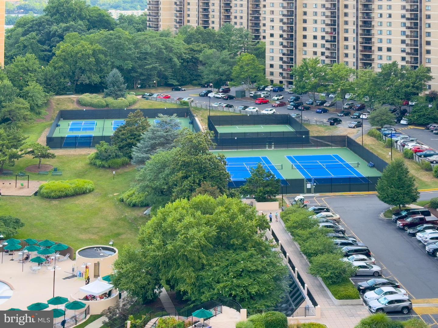 307 YOAKUM PKWY #802, ALEXANDRIA, Virginia 22304, 1 Bedroom Bedrooms, ,1 BathroomBathrooms,Residential,For sale,307 YOAKUM PKWY #802,VAAX2053356 MLS # VAAX2053356