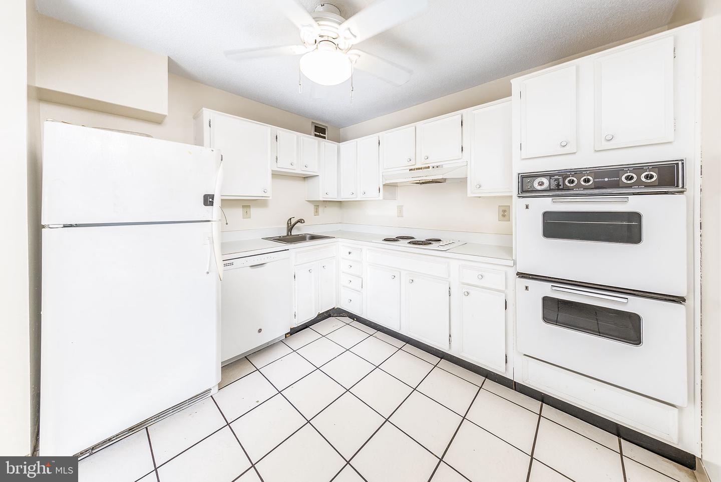 307 YOAKUM PKWY #802, ALEXANDRIA, Virginia 22304, 1 Bedroom Bedrooms, ,1 BathroomBathrooms,Residential,For sale,307 YOAKUM PKWY #802,VAAX2053356 MLS # VAAX2053356