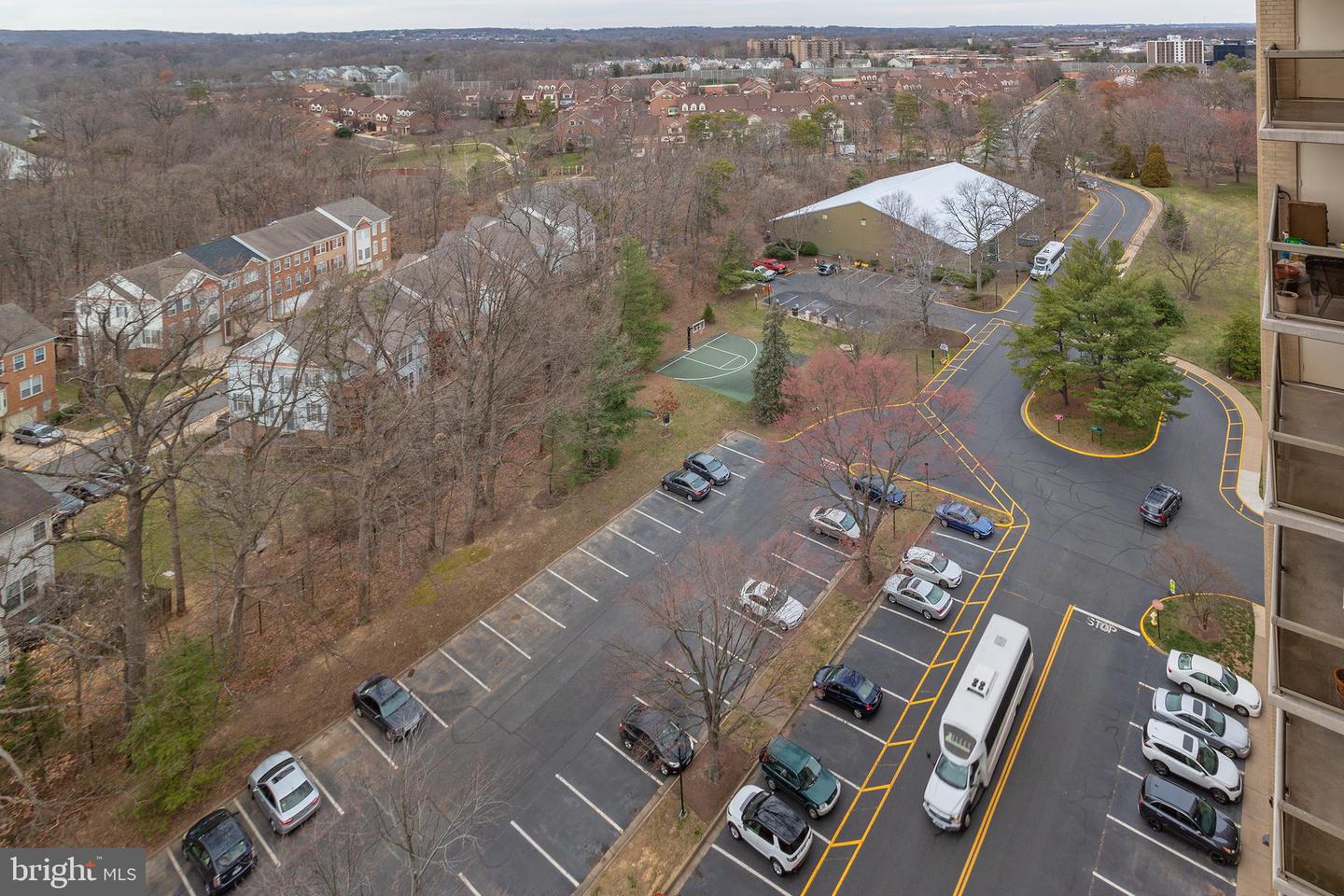 307 YOAKUM PKWY #802, ALEXANDRIA, Virginia 22304, 1 Bedroom Bedrooms, ,1 BathroomBathrooms,Residential,For sale,307 YOAKUM PKWY #802,VAAX2053356 MLS # VAAX2053356