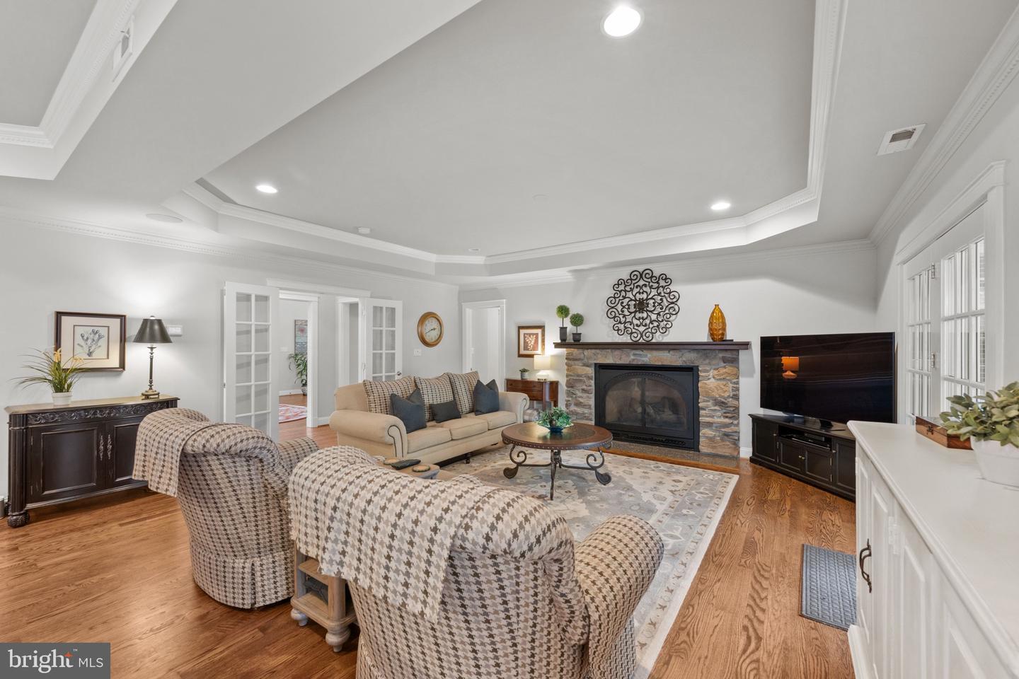 6955 33RD ST NW, WASHINGTON, District Of Columbia 20015, 7 Bedrooms Bedrooms, ,6 BathroomsBathrooms,Residential,For sale,6955 33RD ST NW,DCDC2242264 MLS # DCDC2242264