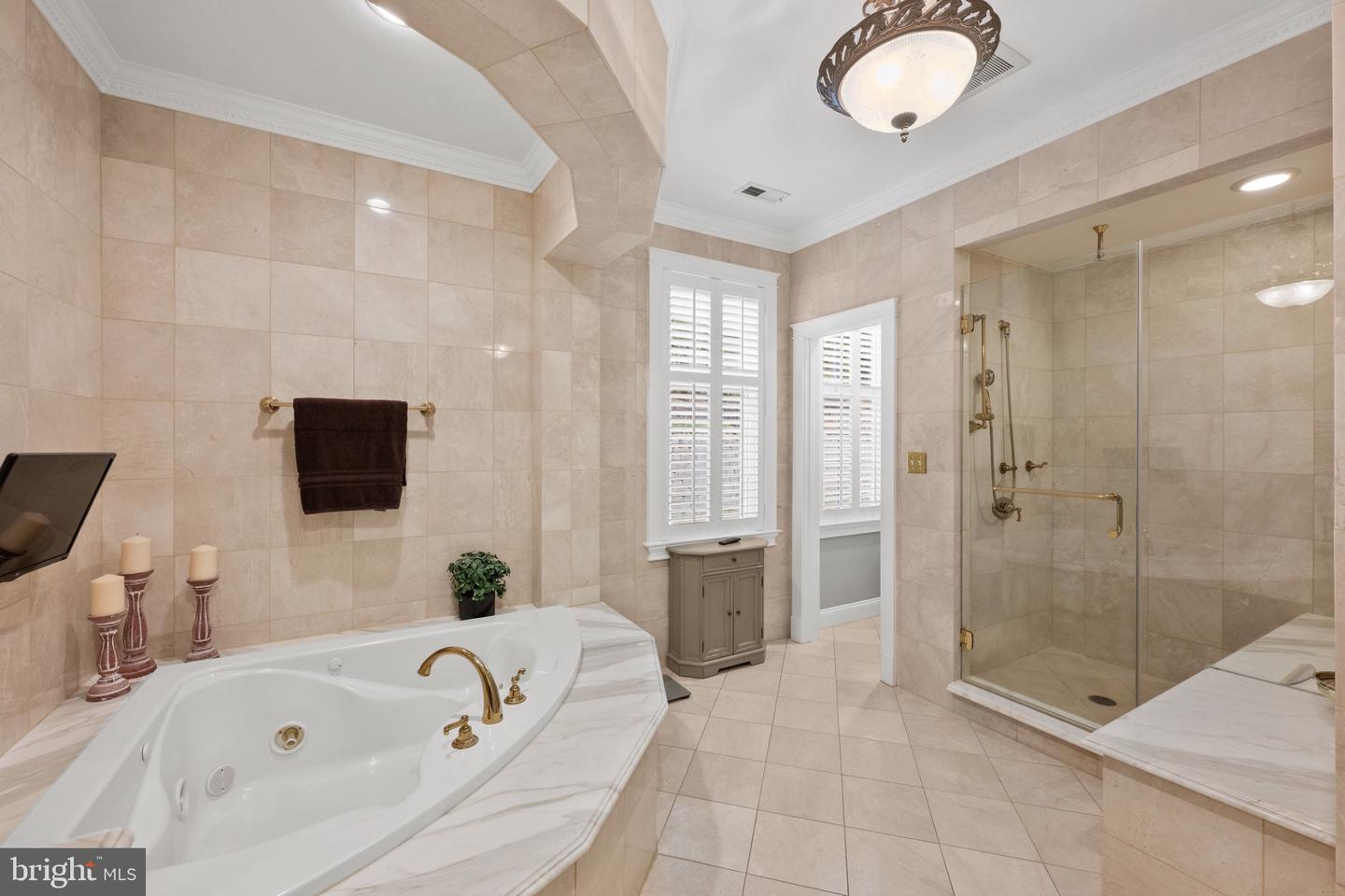 6955 33RD ST NW, WASHINGTON, District Of Columbia 20015, 7 Bedrooms Bedrooms, ,6 BathroomsBathrooms,Residential,For sale,6955 33RD ST NW,DCDC2242264 MLS # DCDC2242264