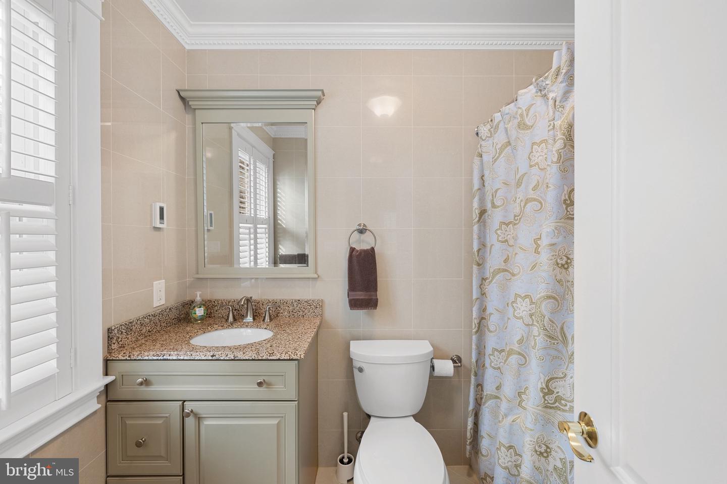 6955 33RD ST NW, WASHINGTON, District Of Columbia 20015, 7 Bedrooms Bedrooms, ,6 BathroomsBathrooms,Residential,For sale,6955 33RD ST NW,DCDC2242264 MLS # DCDC2242264