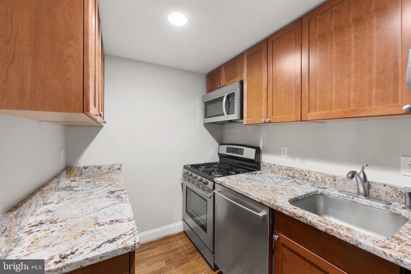 6955 33RD ST NW, WASHINGTON, District Of Columbia 20015, 7 Bedrooms Bedrooms, ,6 BathroomsBathrooms,Residential,For sale,6955 33RD ST NW,DCDC2242264 MLS # DCDC2242264