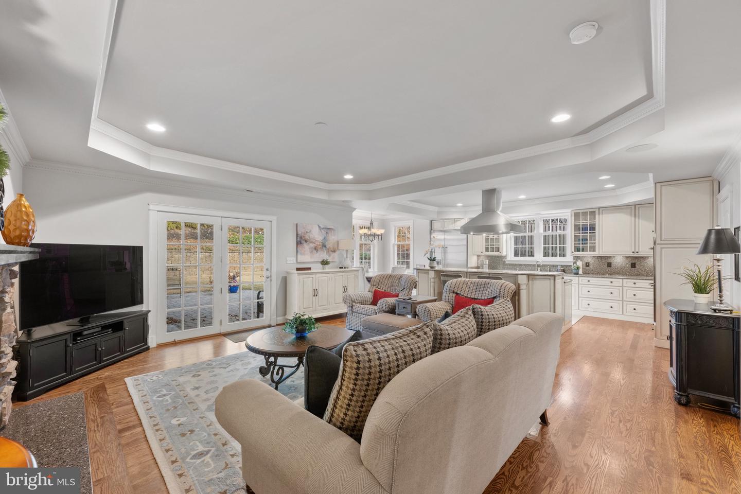 6955 33RD ST NW, WASHINGTON, District Of Columbia 20015, 7 Bedrooms Bedrooms, ,6 BathroomsBathrooms,Residential,For sale,6955 33RD ST NW,DCDC2242264 MLS # DCDC2242264