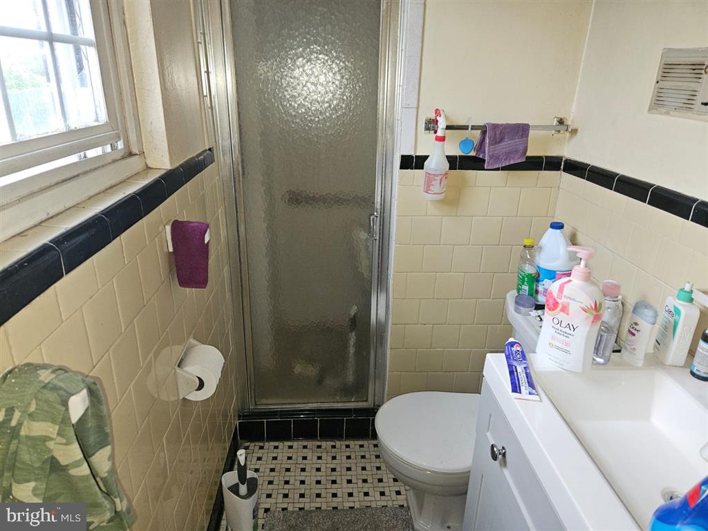 300 QUACKENBOS ST NE, WASHINGTON, District Of Columbia 20011, 3 Bedrooms Bedrooms, ,2 BathroomsBathrooms,Residential,For sale,300 QUACKENBOS ST NE,DCDC2242306 MLS # DCDC2242306