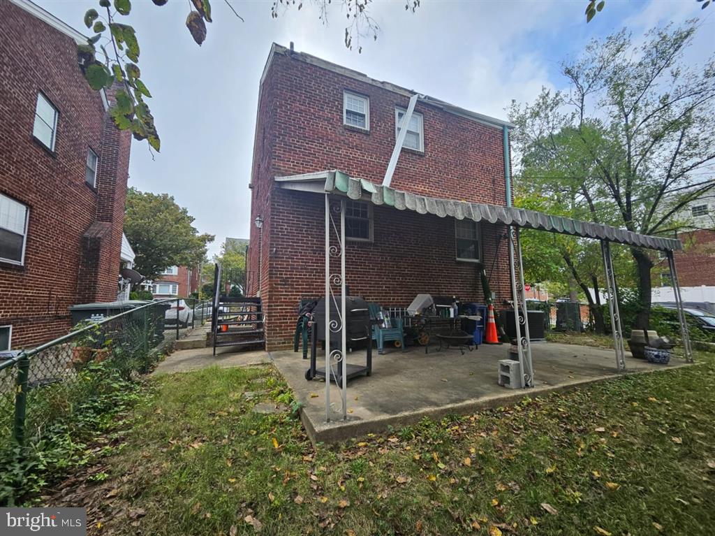 300 QUACKENBOS ST NE, WASHINGTON, District Of Columbia 20011, 3 Bedrooms Bedrooms, ,2 BathroomsBathrooms,Residential,For sale,300 QUACKENBOS ST NE,DCDC2242306 MLS # DCDC2242306
