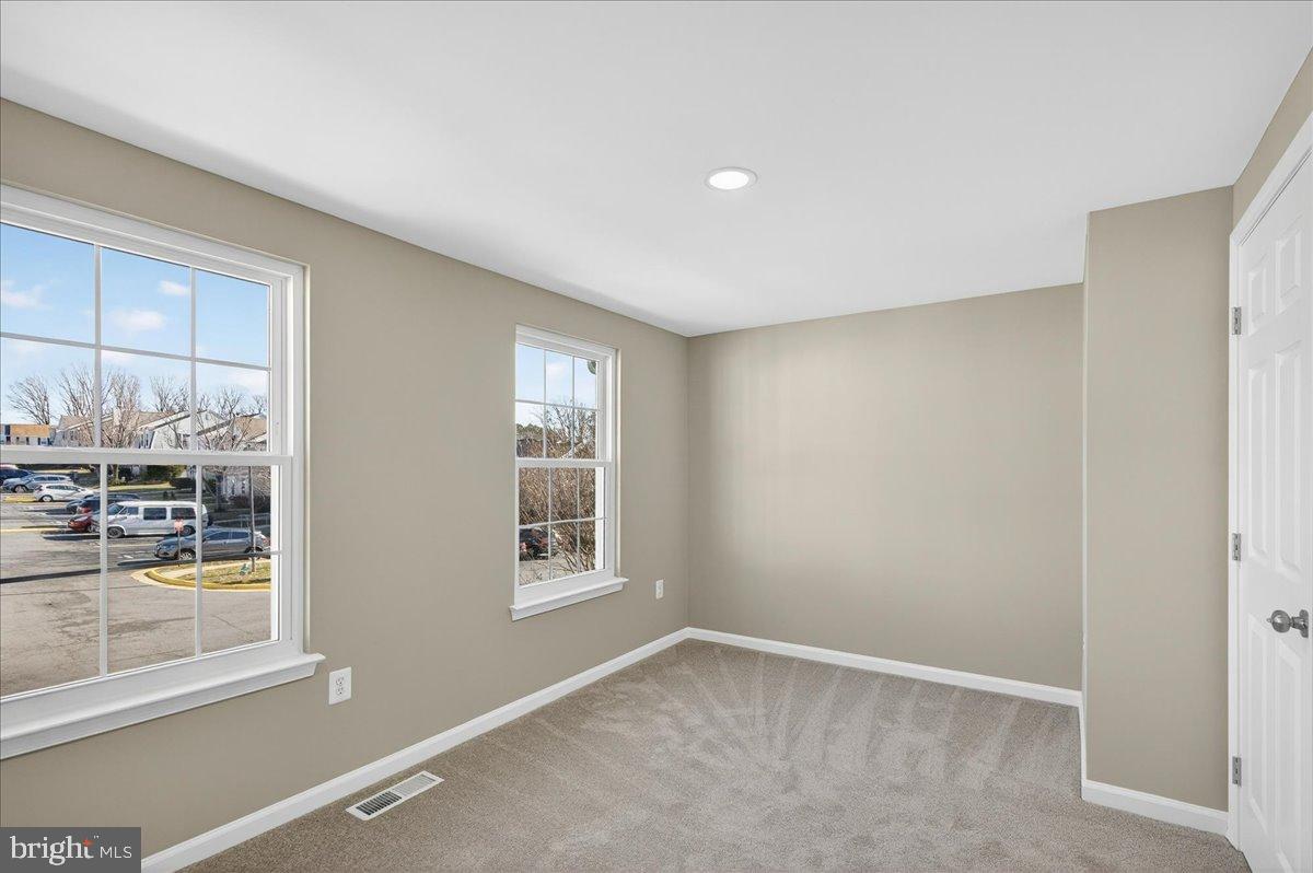 8357 GEORGIAN CT, MANASSAS, Virginia 20110, 2 Bedrooms Bedrooms, 4 Rooms Rooms,2 BathroomsBathrooms,Residential,For sale,8357 GEORGIAN CT,VAMN2009994 MLS # VAMN2009994