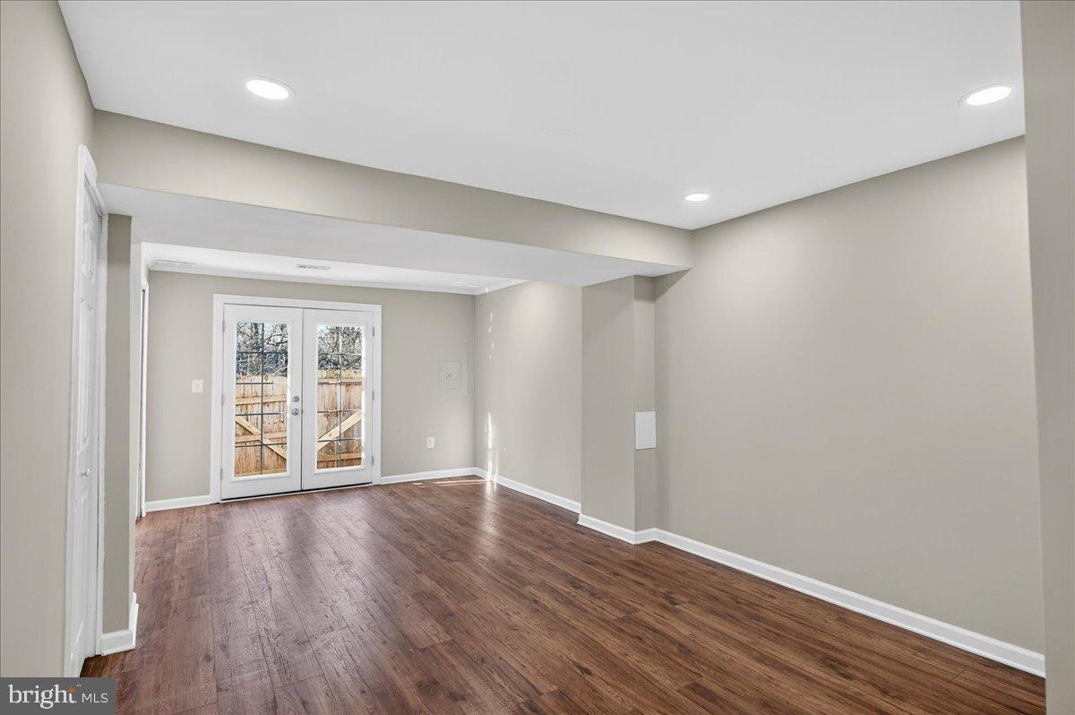 8357 GEORGIAN CT, MANASSAS, Virginia 20110, 2 Bedrooms Bedrooms, 4 Rooms Rooms,2 BathroomsBathrooms,Residential,For sale,8357 GEORGIAN CT,VAMN2009994 MLS # VAMN2009994