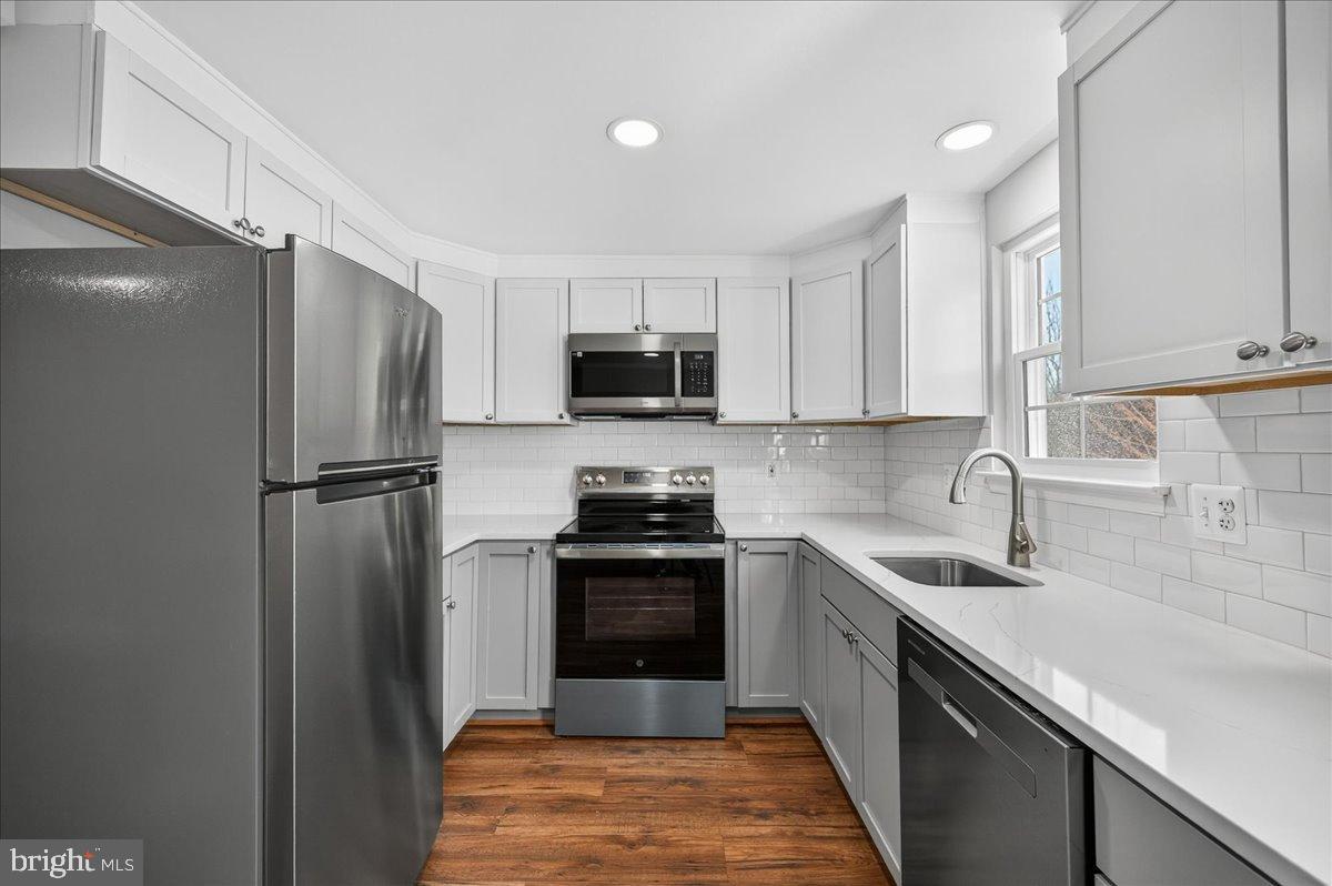 8357 GEORGIAN CT, MANASSAS, Virginia 20110, 2 Bedrooms Bedrooms, 4 Rooms Rooms,2 BathroomsBathrooms,Residential,For sale,8357 GEORGIAN CT,VAMN2009994 MLS # VAMN2009994