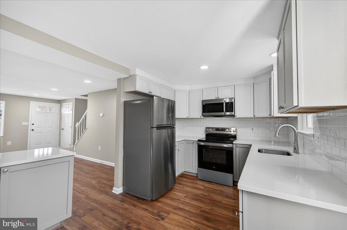 8357 GEORGIAN CT, MANASSAS, Virginia 20110, 2 Bedrooms Bedrooms, 4 Rooms Rooms,2 BathroomsBathrooms,Residential,For sale,8357 GEORGIAN CT,VAMN2009994 MLS # VAMN2009994