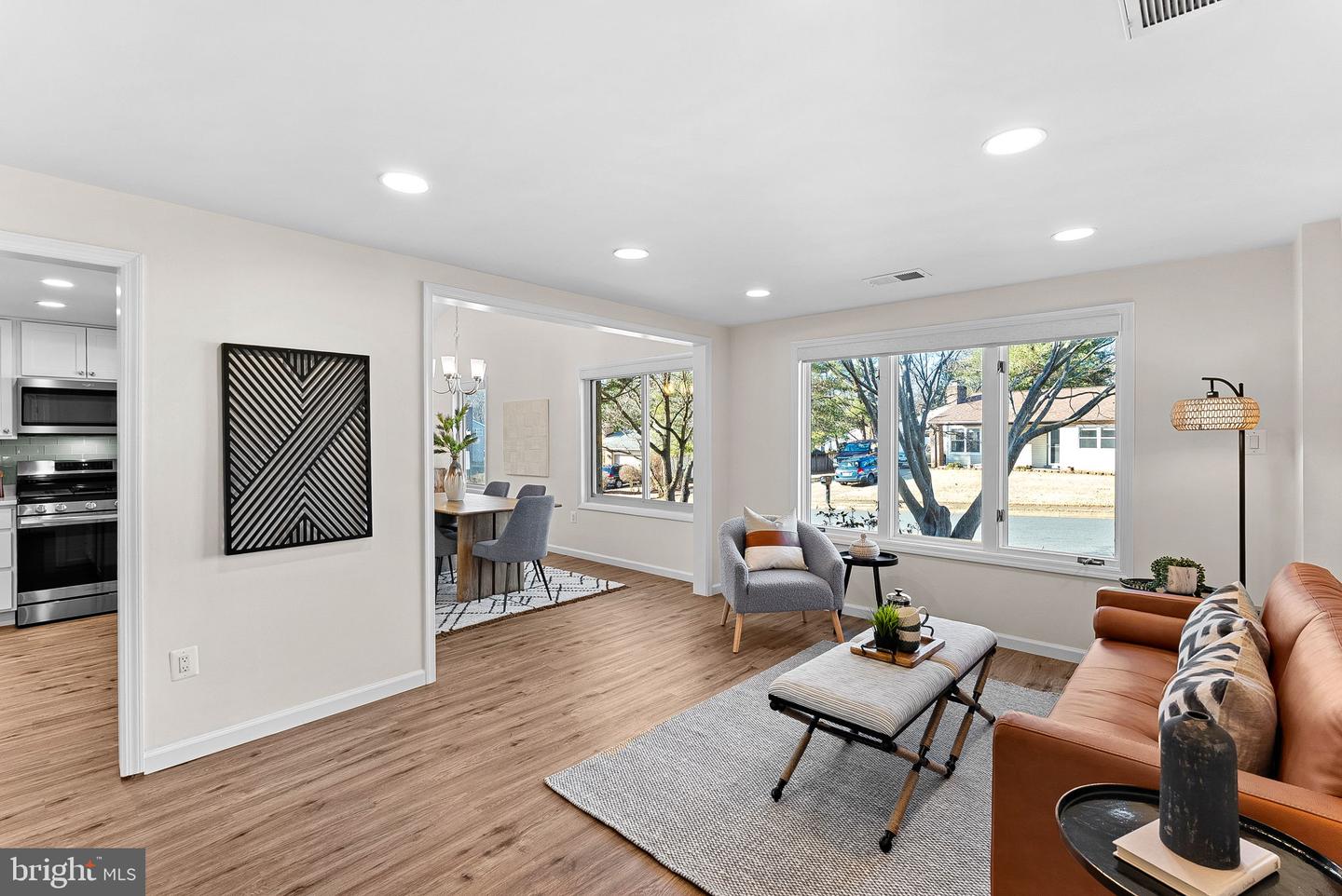 103 E MEADOWLAND LN, STERLING, Virginia 20164, 3 Bedrooms Bedrooms, ,2 BathroomsBathrooms,Residential,For sale,103 E MEADOWLAND LN,VALO2114304 MLS # VALO2114304