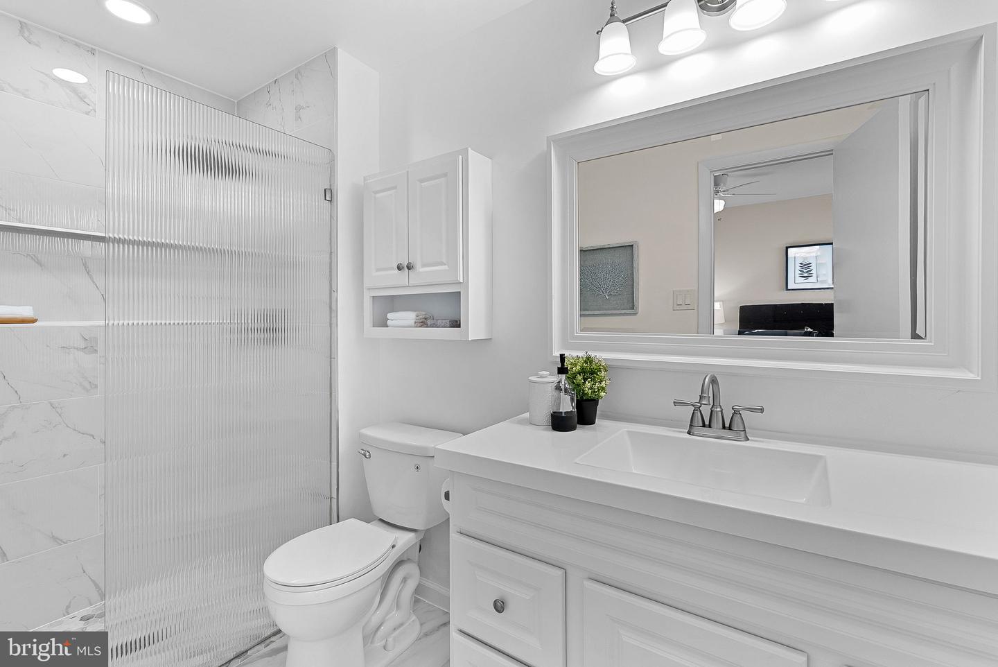 103 E MEADOWLAND LN, STERLING, Virginia 20164, 3 Bedrooms Bedrooms, ,2 BathroomsBathrooms,Residential,For sale,103 E MEADOWLAND LN,VALO2114304 MLS # VALO2114304