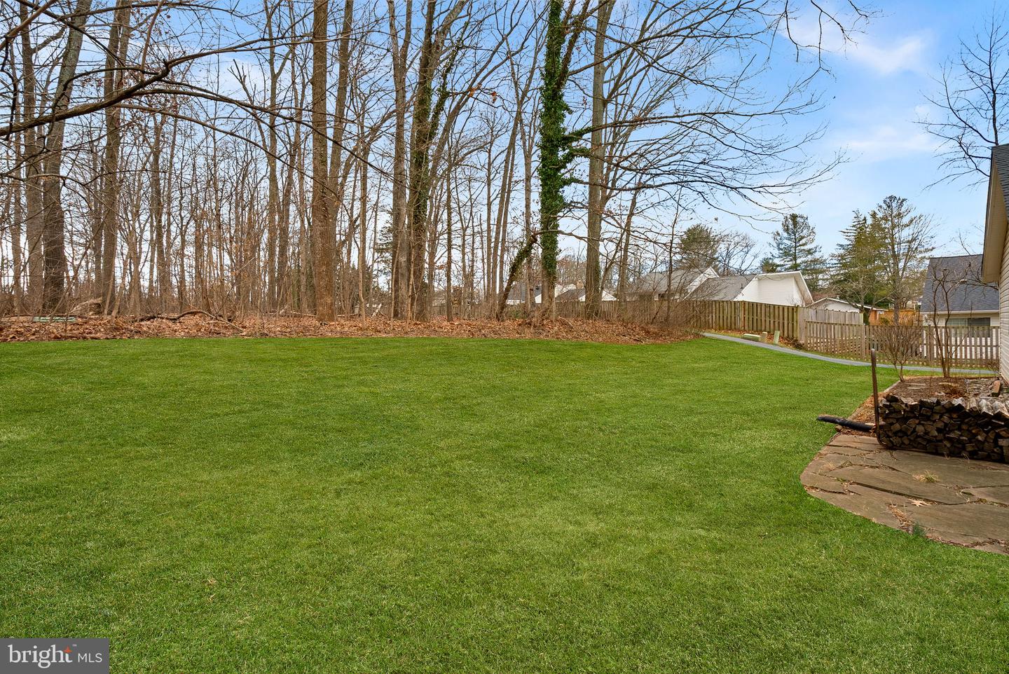 103 E MEADOWLAND LN, STERLING, Virginia 20164, 3 Bedrooms Bedrooms, ,2 BathroomsBathrooms,Residential,For sale,103 E MEADOWLAND LN,VALO2114304 MLS # VALO2114304