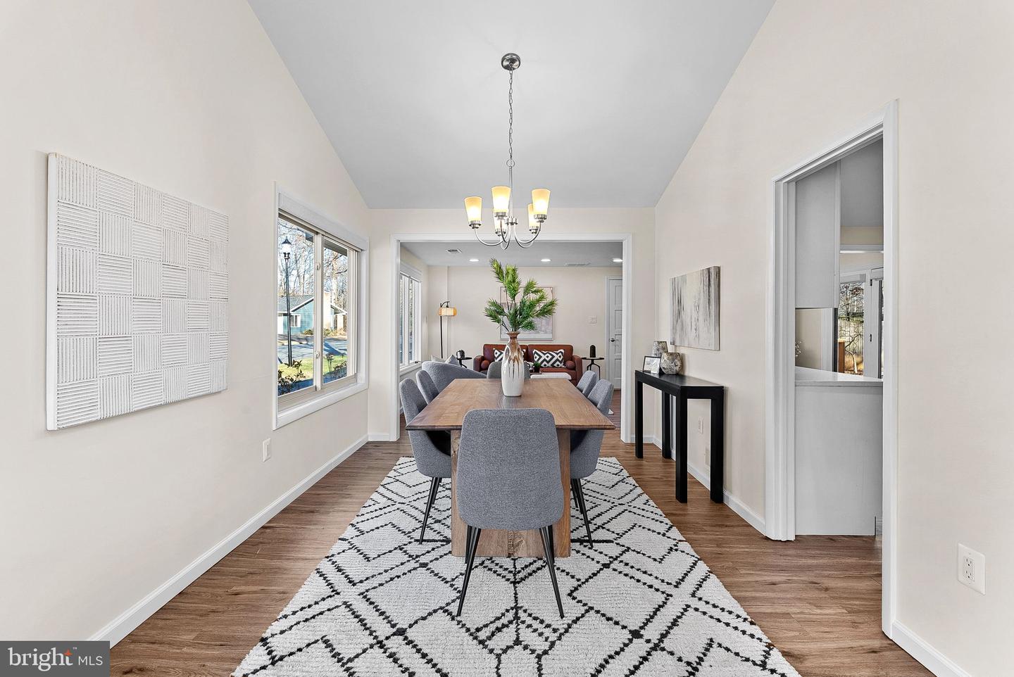 103 E MEADOWLAND LN, STERLING, Virginia 20164, 3 Bedrooms Bedrooms, ,2 BathroomsBathrooms,Residential,For sale,103 E MEADOWLAND LN,VALO2114304 MLS # VALO2114304