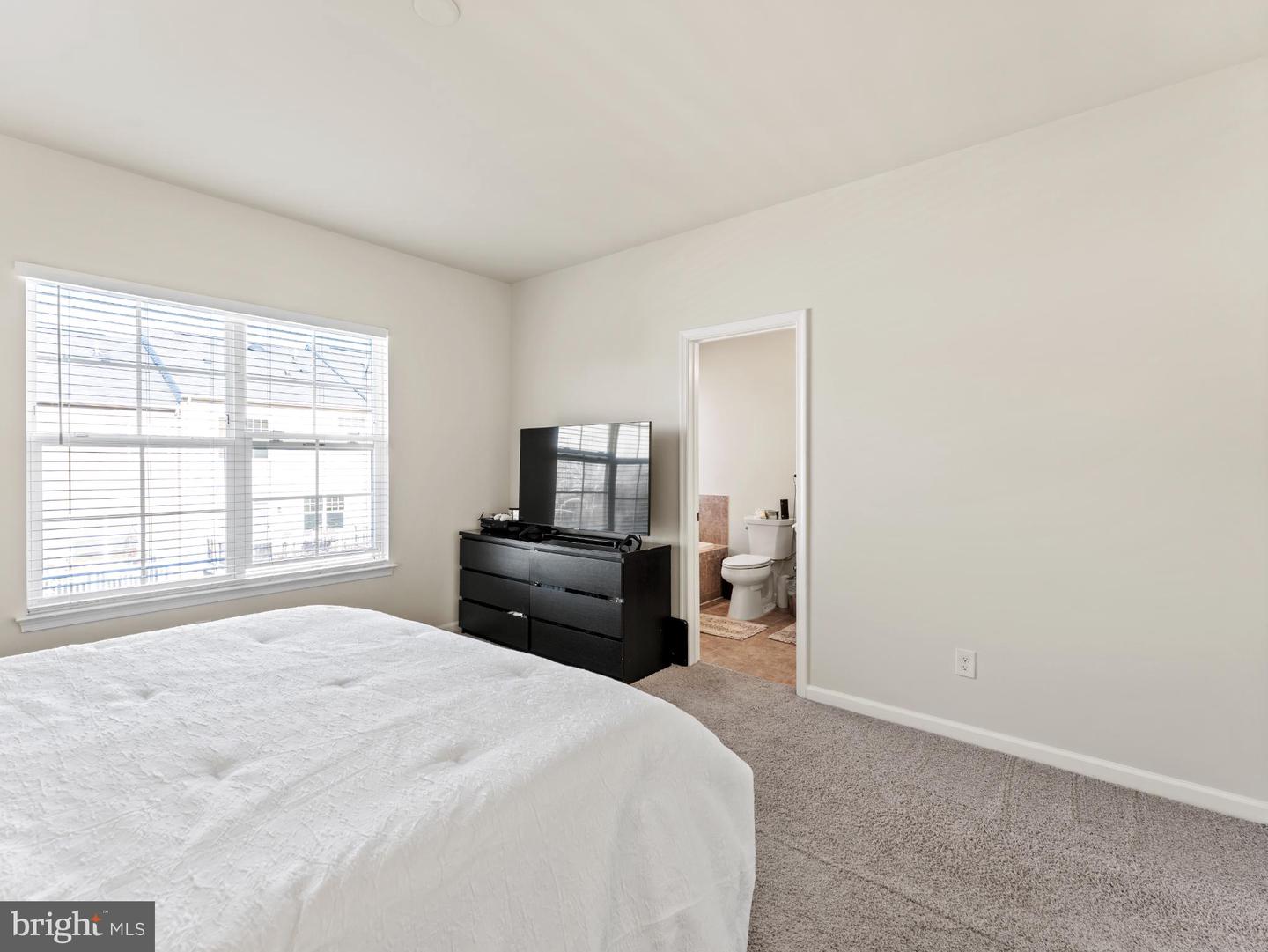 9002 PHITA LN, MANASSAS PARK, Virginia 20111, 3 Bedrooms Bedrooms, 7 Rooms Rooms,3 BathroomsBathrooms,Residential,For sale,9002 PHITA LN,VAMP2003598 MLS # VAMP2003598