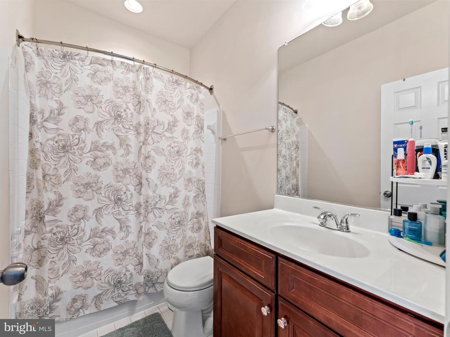 9002 PHITA LN, MANASSAS PARK, Virginia 20111, 3 Bedrooms Bedrooms, 7 Rooms Rooms,3 BathroomsBathrooms,Residential,For sale,9002 PHITA LN,VAMP2003598 MLS # VAMP2003598