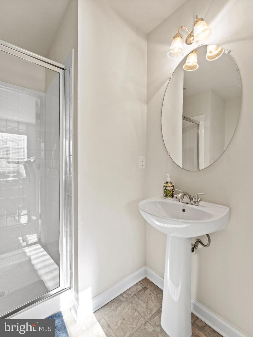 9002 PHITA LN, MANASSAS PARK, Virginia 20111, 3 Bedrooms Bedrooms, 7 Rooms Rooms,3 BathroomsBathrooms,Residential,For sale,9002 PHITA LN,VAMP2003598 MLS # VAMP2003598