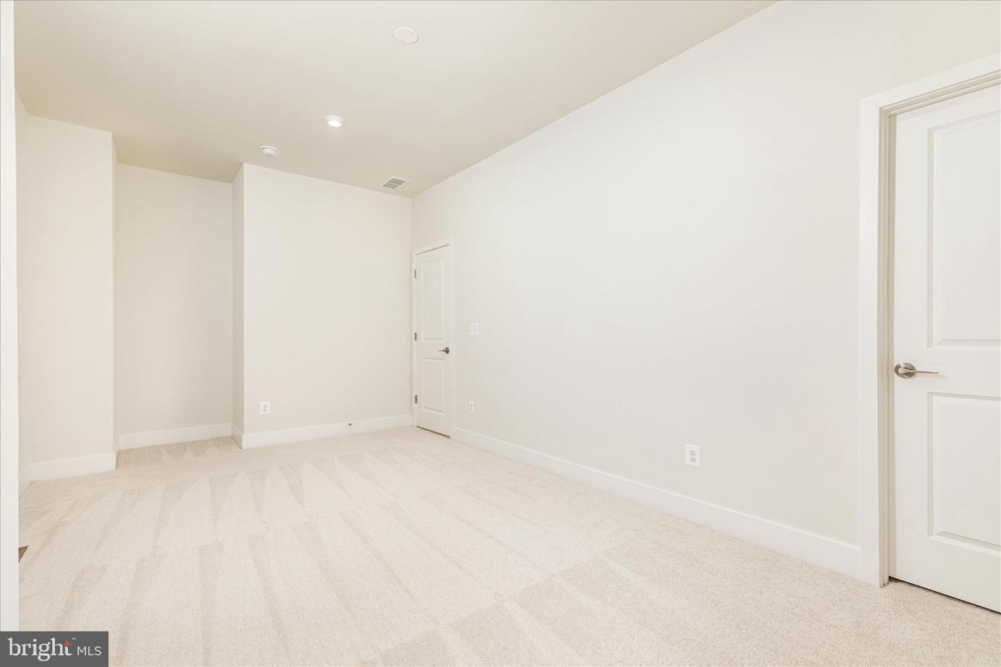 114 WEBSTER CT, WINCHESTER, Virginia 22603, 3 Bedrooms Bedrooms, ,3 BathroomsBathrooms,Residential,For sale,114 WEBSTER CT,VAFV2039122 MLS # VAFV2039122