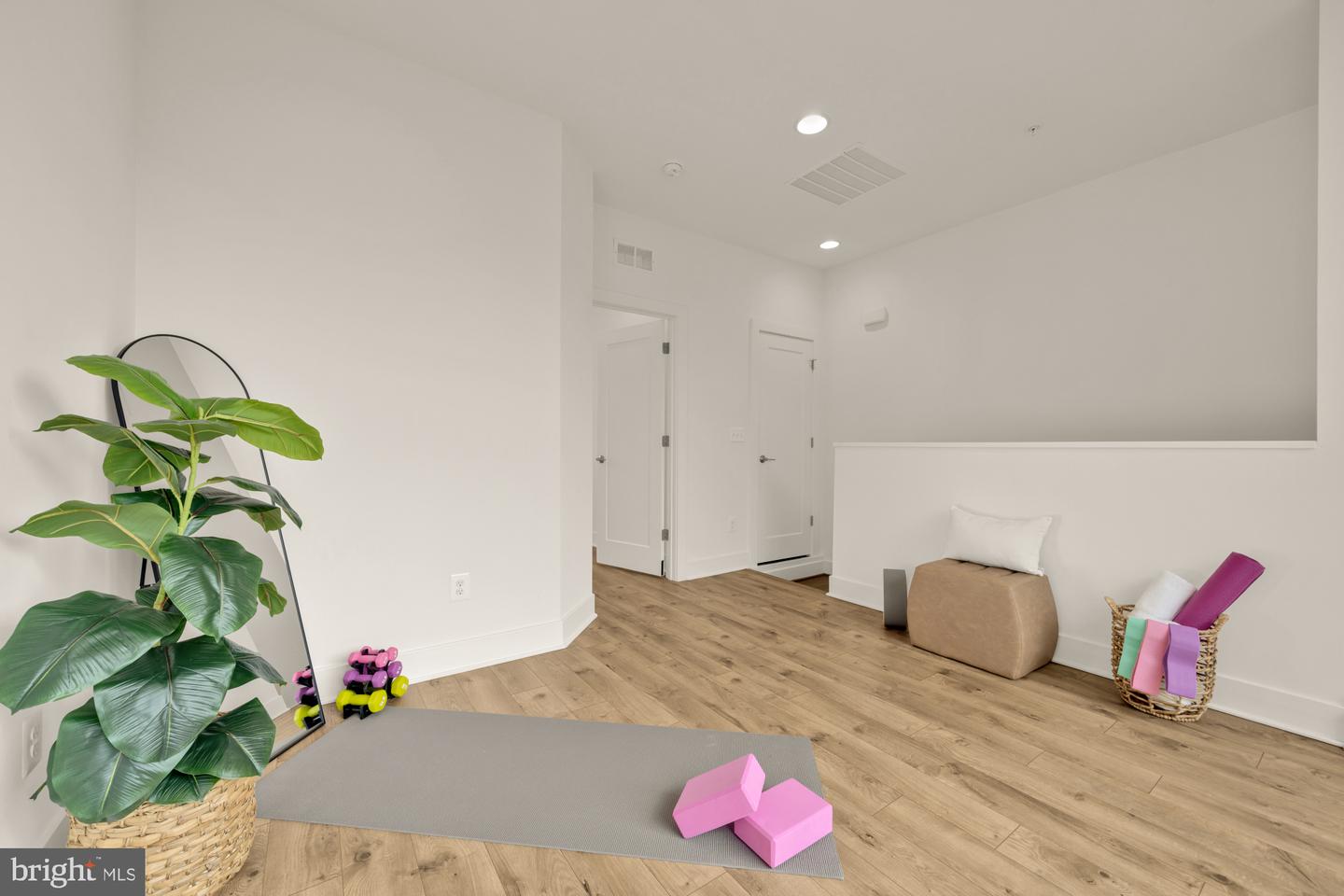 11246 FARADAY PARK DR, RESTON, Virginia 20190, 3 Bedrooms Bedrooms, ,3 BathroomsBathrooms,Residential,For sale,11246 FARADAY PARK DR,VAFX2286784 MLS # VAFX2286784