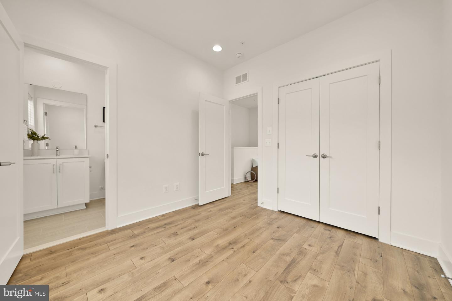 11246 FARADAY PARK DR, RESTON, Virginia 20190, 3 Bedrooms Bedrooms, ,3 BathroomsBathrooms,Residential,For sale,11246 FARADAY PARK DR,VAFX2286784 MLS # VAFX2286784