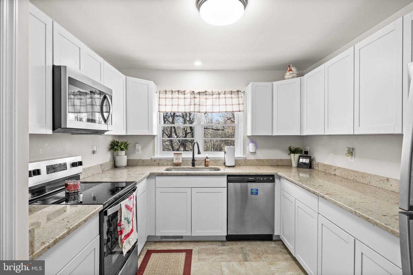 610 KINGS HWY, FREDERICKSBURG, Virginia 22405, 3 Bedrooms Bedrooms, ,2 BathroomsBathrooms,Residential,For sale,610 KINGS HWY,VAST2045412 MLS # VAST2045412