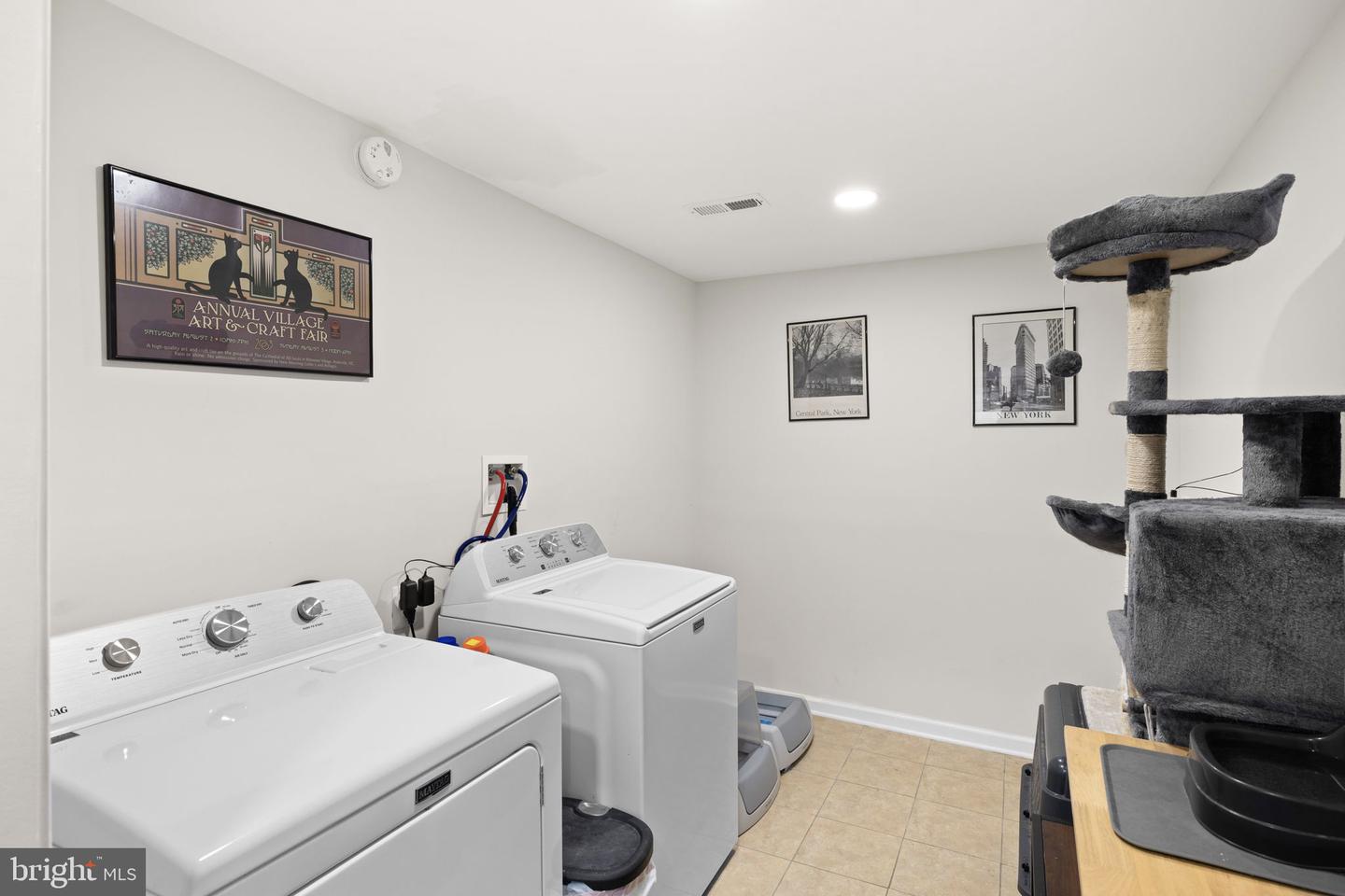 610 KINGS HWY, FREDERICKSBURG, Virginia 22405, 3 Bedrooms Bedrooms, ,2 BathroomsBathrooms,Residential,For sale,610 KINGS HWY,VAST2045412 MLS # VAST2045412