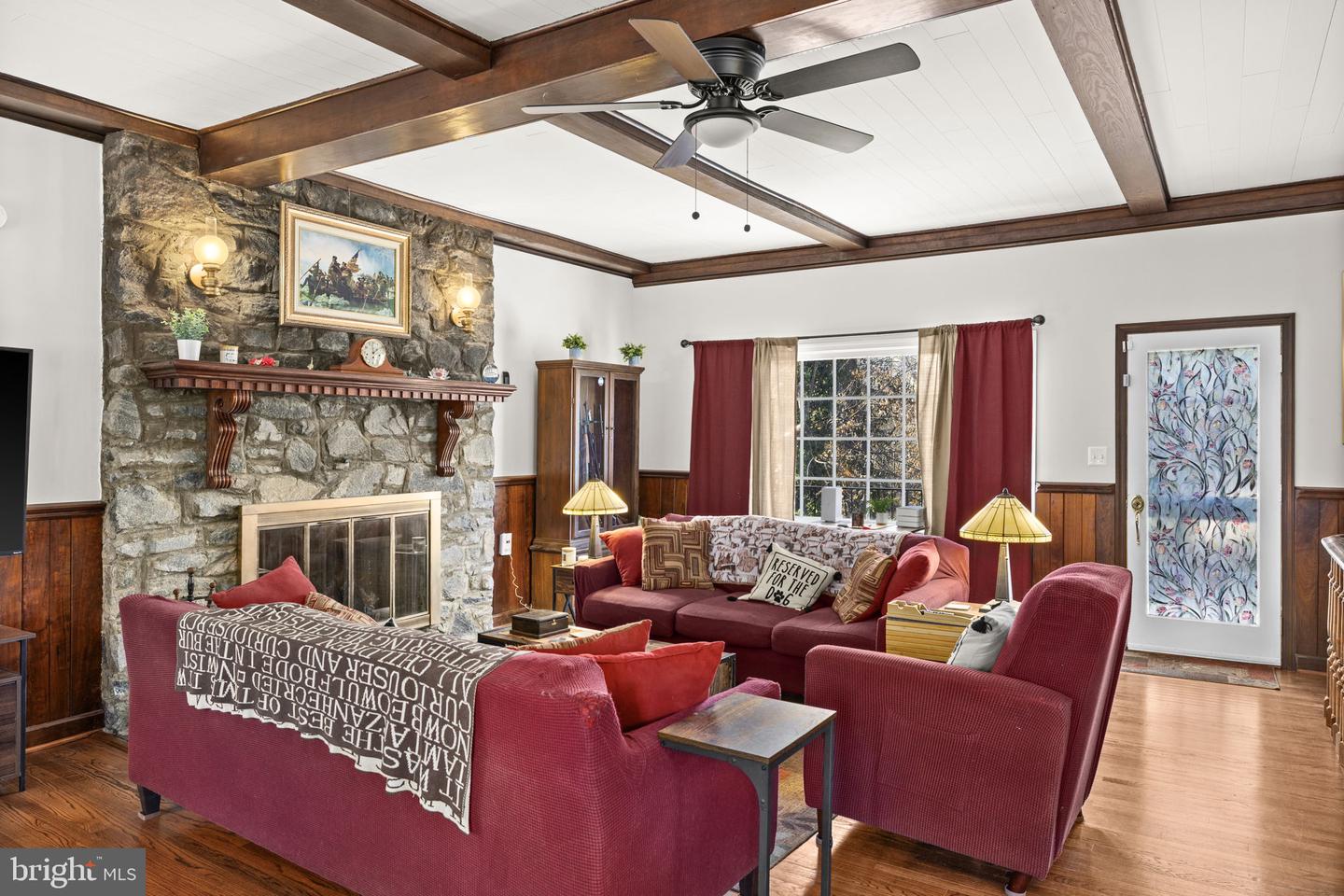 610 KINGS HWY, FREDERICKSBURG, Virginia 22405, 3 Bedrooms Bedrooms, ,2 BathroomsBathrooms,Residential,For sale,610 KINGS HWY,VAST2045412 MLS # VAST2045412