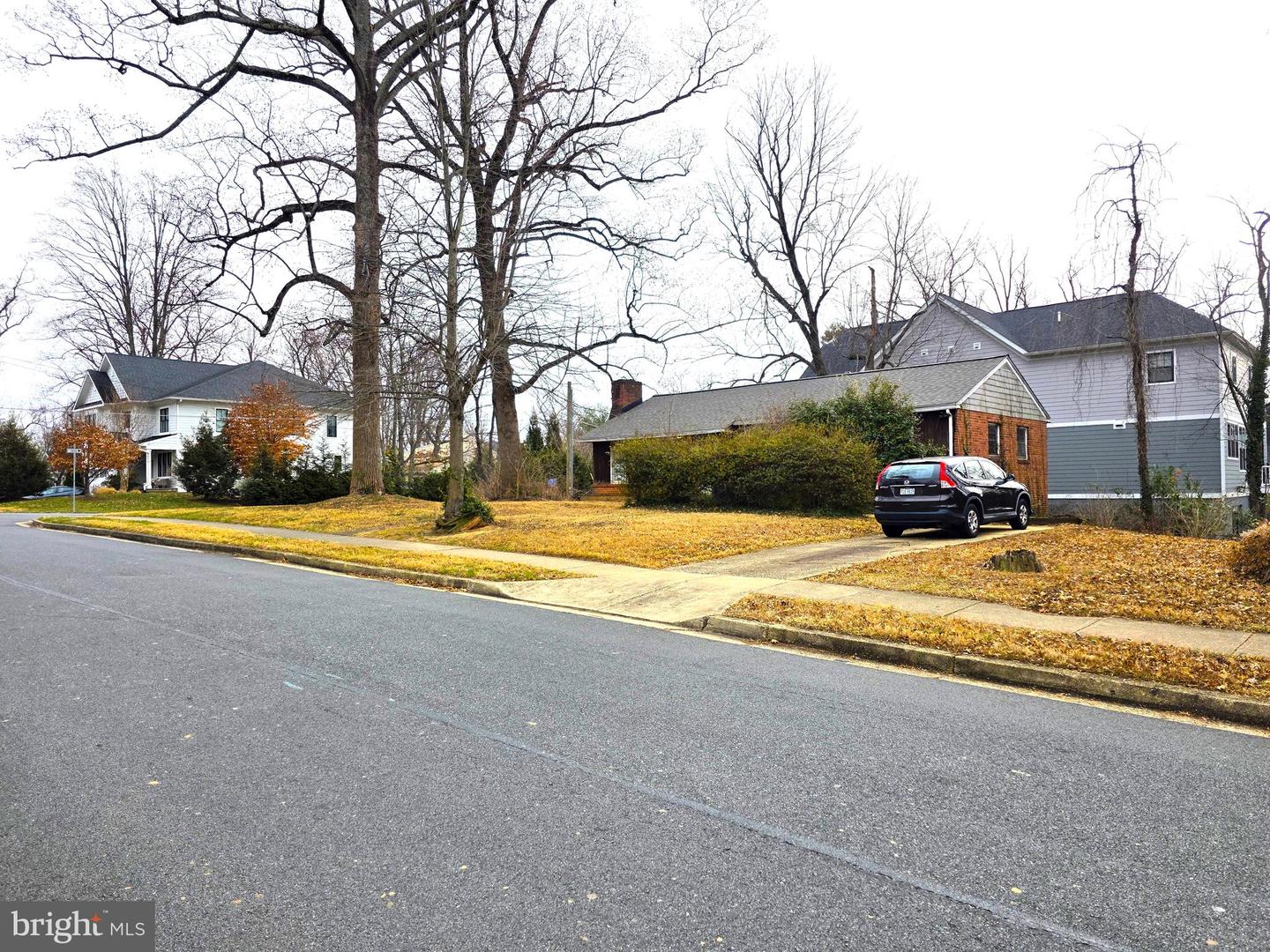 6633 MOLY DR, FALLS CHURCH, Virginia 22046, 3 Bedrooms Bedrooms, ,2 BathroomsBathrooms,Residential,For sale,6633 MOLY DR,VAFX2286882 MLS # VAFX2286882