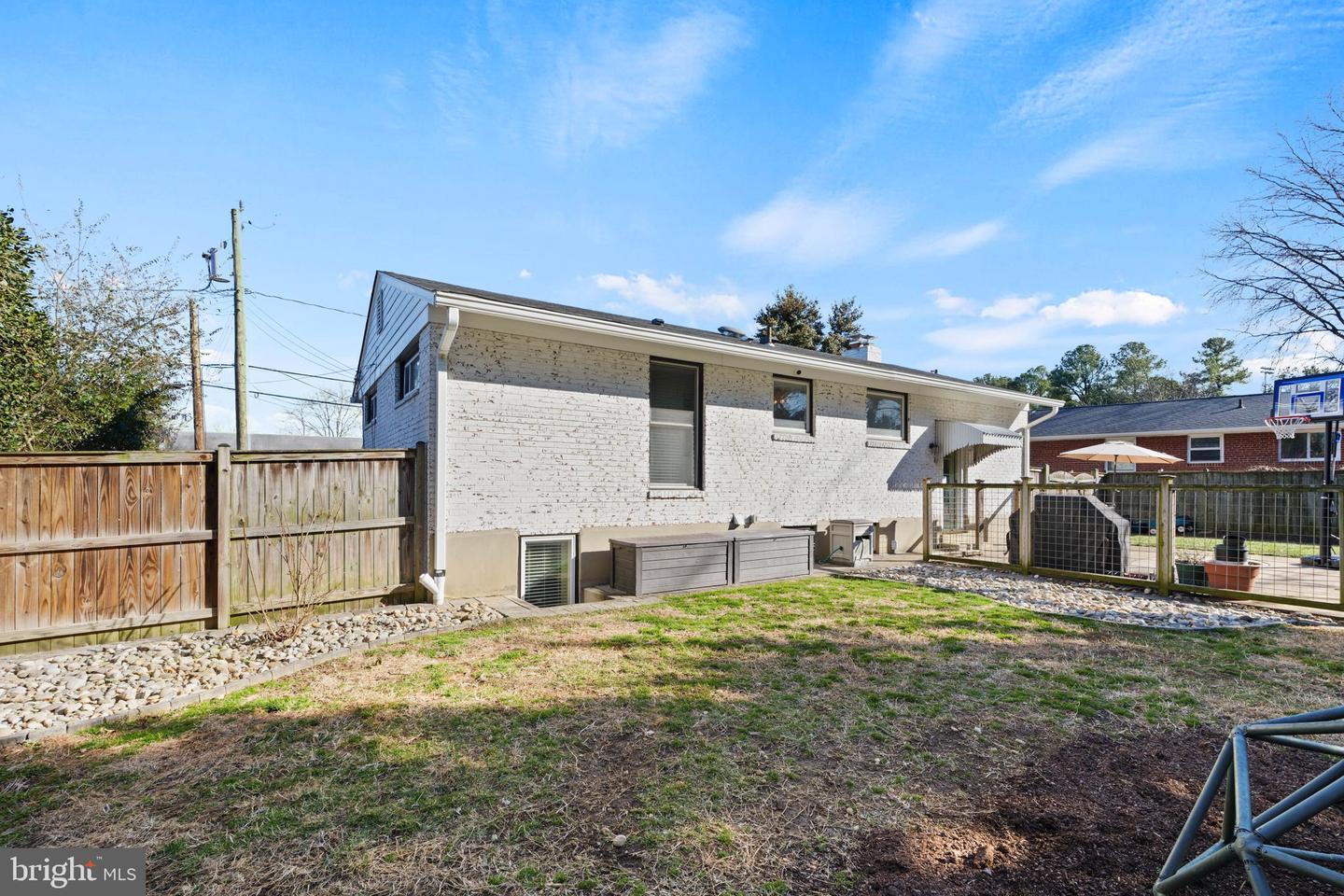 2114 N EARLEY ST, ALEXANDRIA, Virginia 22302, 4 Bedrooms Bedrooms, ,3 BathroomsBathrooms,Residential,For sale,2114 N EARLEY ST,VAAX2053392 MLS # VAAX2053392