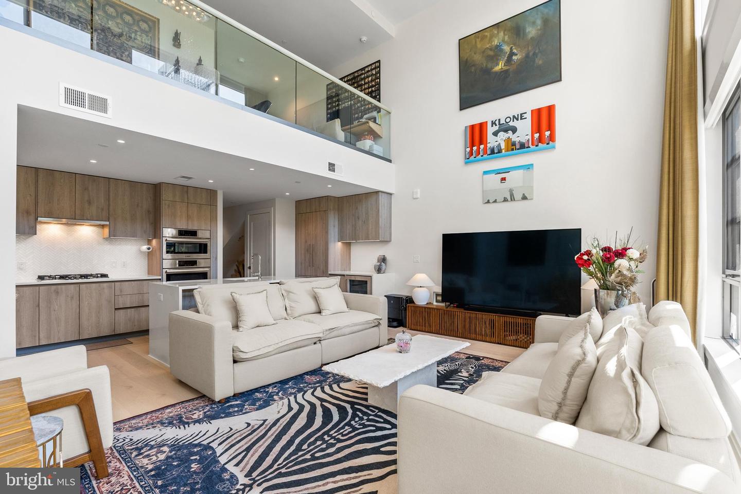 1201 N ROYAL ST #215, ALEXANDRIA, Virginia 22314, 2 Bedrooms Bedrooms, ,1 BathroomBathrooms,Residential,For sale,1201 N ROYAL ST #215,VAAX2053394 MLS # VAAX2053394