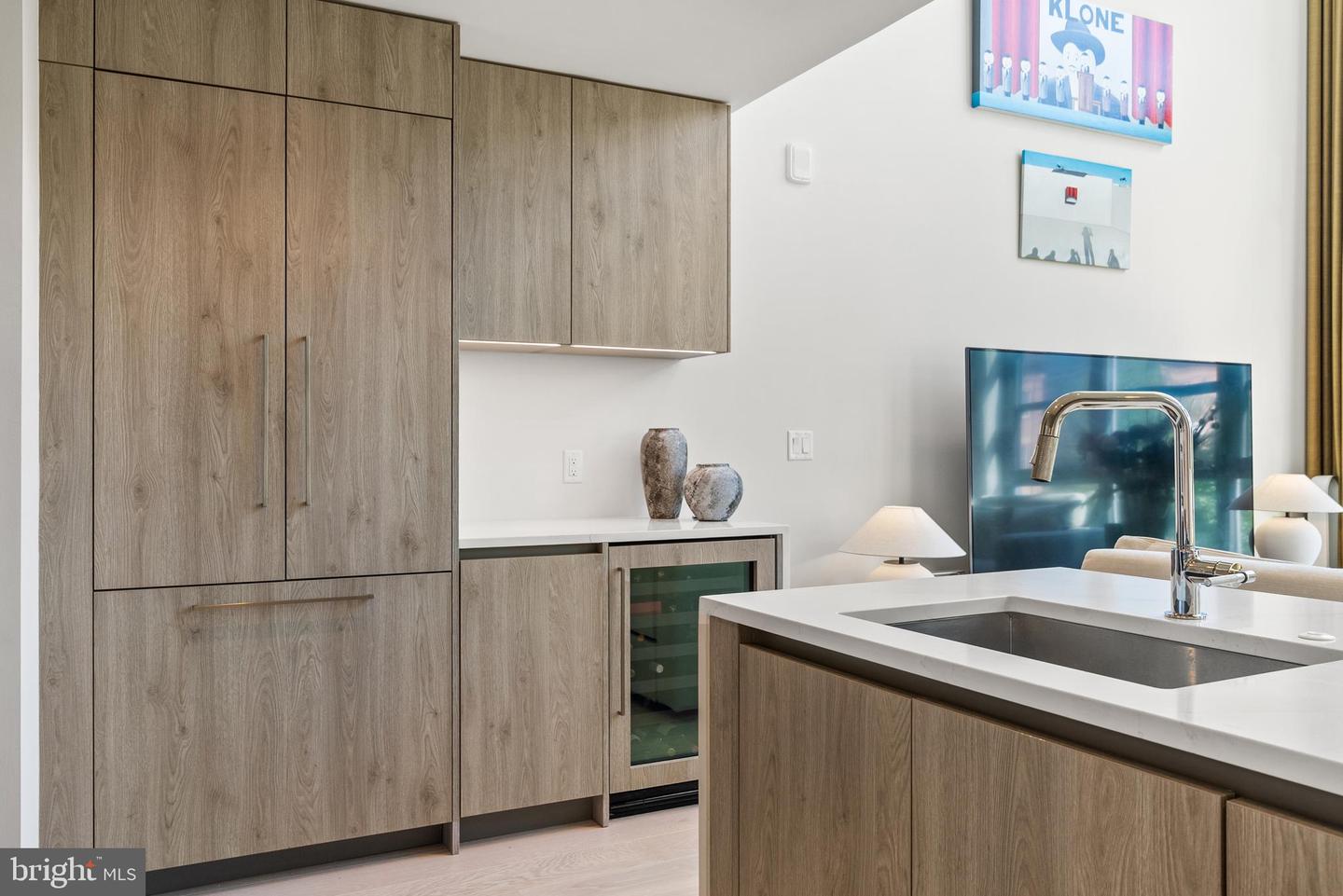 1201 N ROYAL ST #215, ALEXANDRIA, Virginia 22314, 2 Bedrooms Bedrooms, ,1 BathroomBathrooms,Residential,For sale,1201 N ROYAL ST #215,VAAX2053394 MLS # VAAX2053394