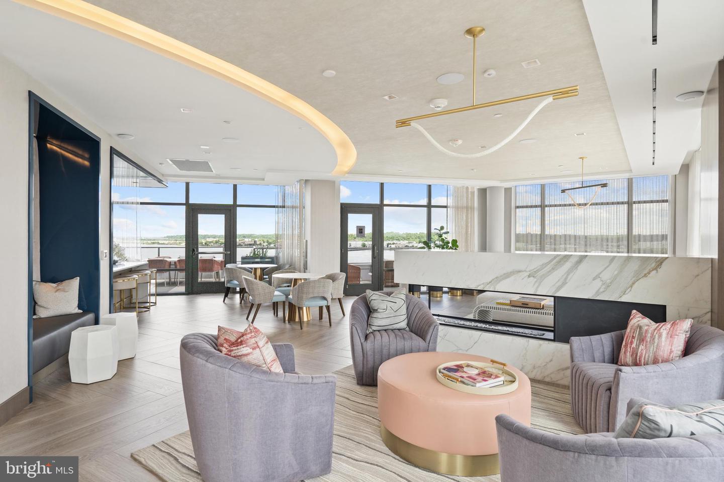 1201 N ROYAL ST #215, ALEXANDRIA, Virginia 22314, 2 Bedrooms Bedrooms, ,1 BathroomBathrooms,Residential,For sale,1201 N ROYAL ST #215,VAAX2053394 MLS # VAAX2053394