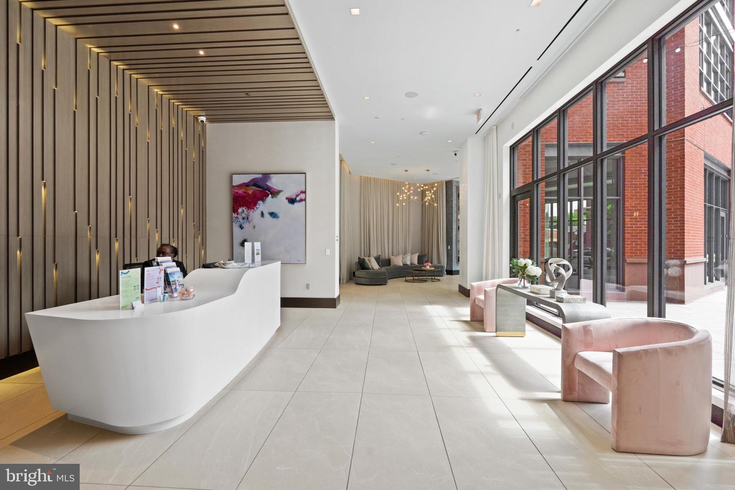 1201 N ROYAL ST #215, ALEXANDRIA, Virginia 22314, 2 Bedrooms Bedrooms, ,1 BathroomBathrooms,Residential,For sale,1201 N ROYAL ST #215,VAAX2053394 MLS # VAAX2053394